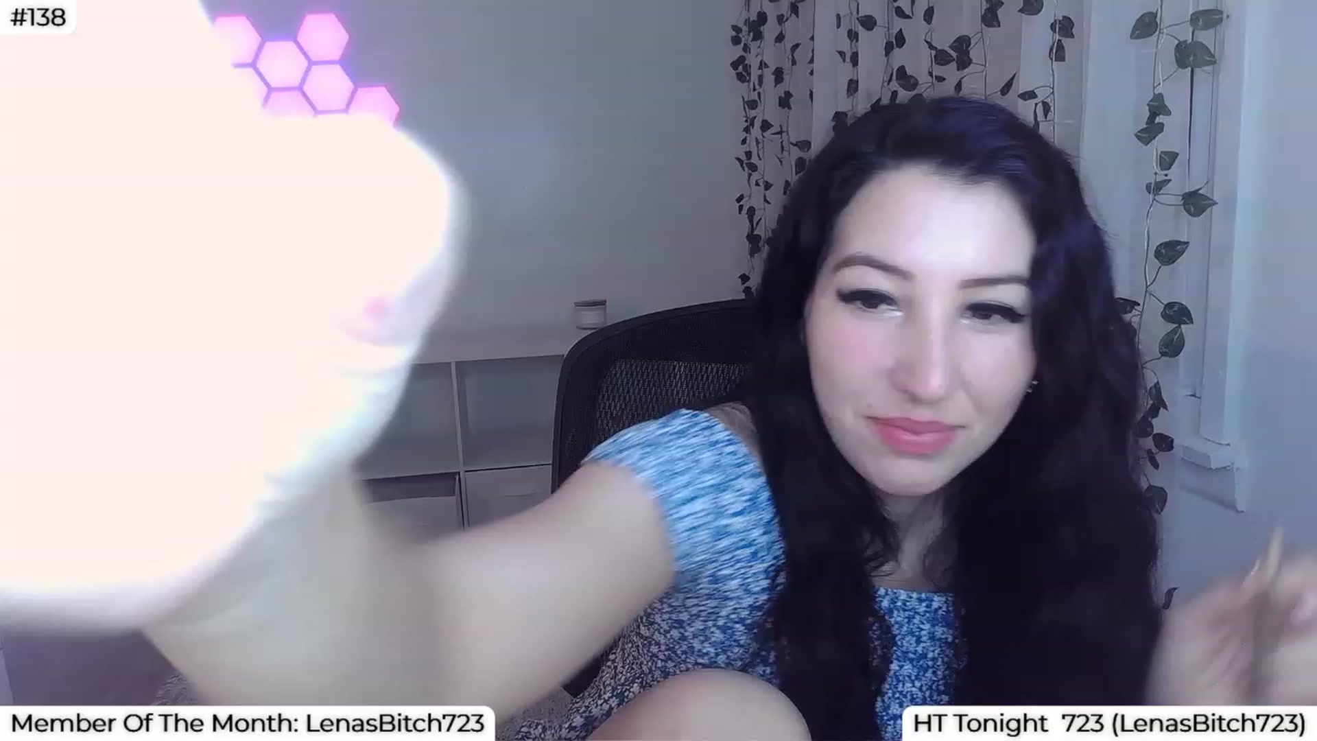 Gallery image thumbnail from LenaDanzara's myfreecams stream on, 09/24/2023, 07:29 image 8 of 20