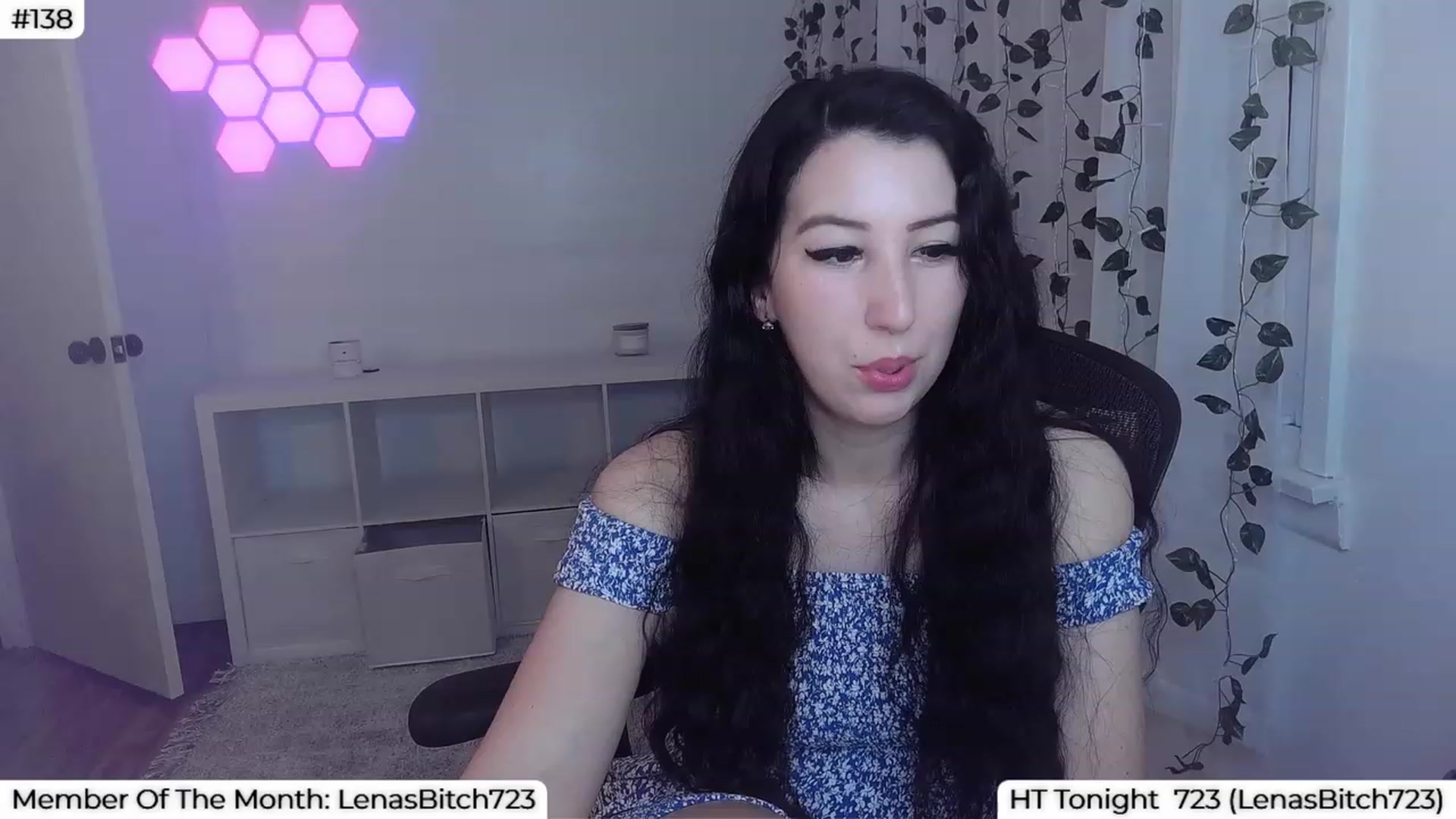 Gallery image thumbnail from LenaDanzara's myfreecams stream on, 09/24/2023, 07:29 image 5 of 20