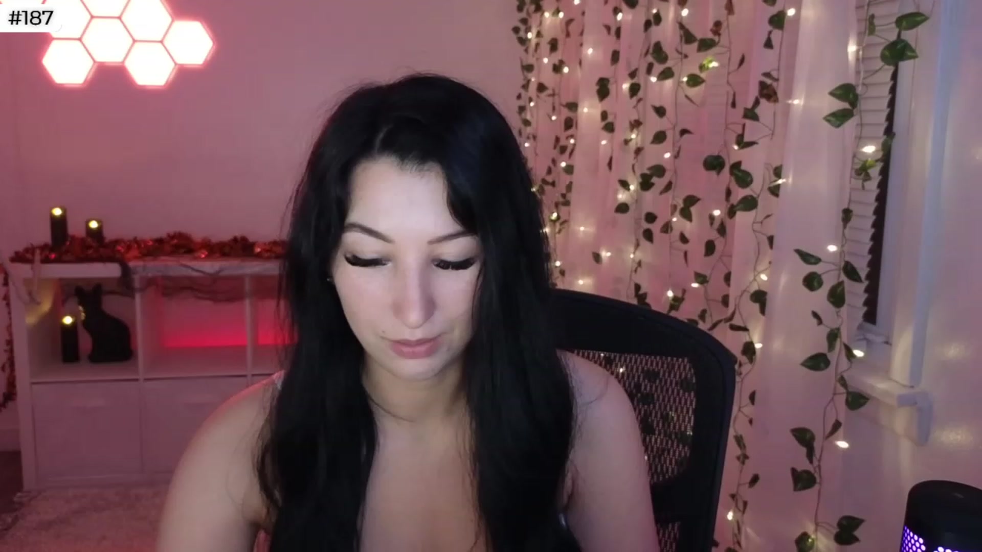 Gallery image thumbnail from LenaDanzara's myfreecams stream on, 09/30/2023, 04:27 image 15 of 20