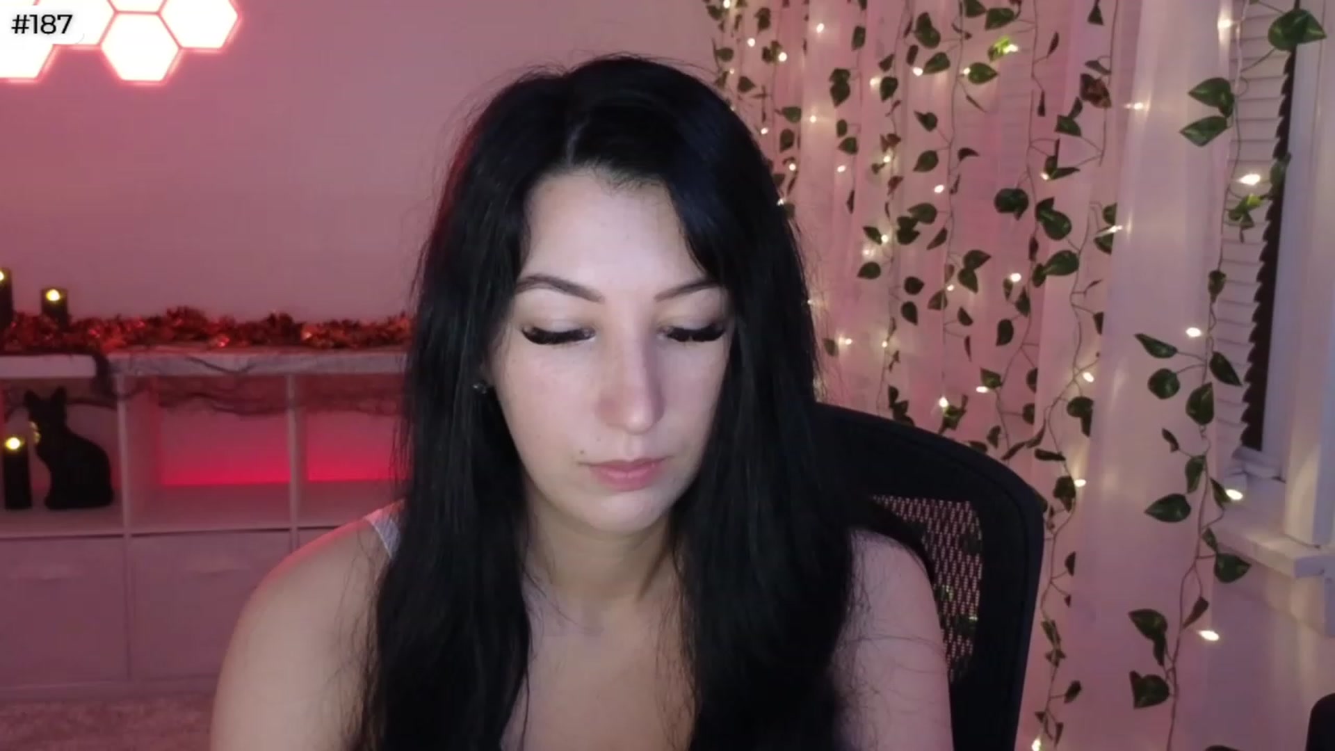 Gallery image thumbnail from LenaDanzara's myfreecams stream on, 09/30/2023, 04:27 image 14 of 20