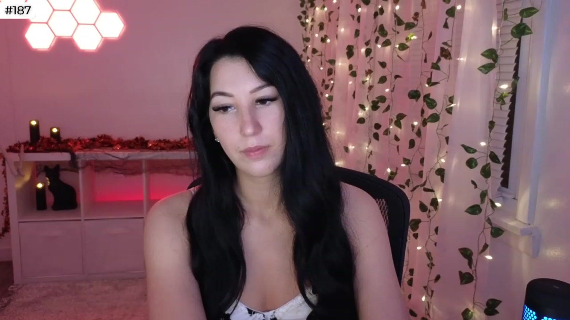 Gallery image thumbnail from LenaDanzara's myfreecams stream on, 09/30/2023, 04:27 image 19 of 20