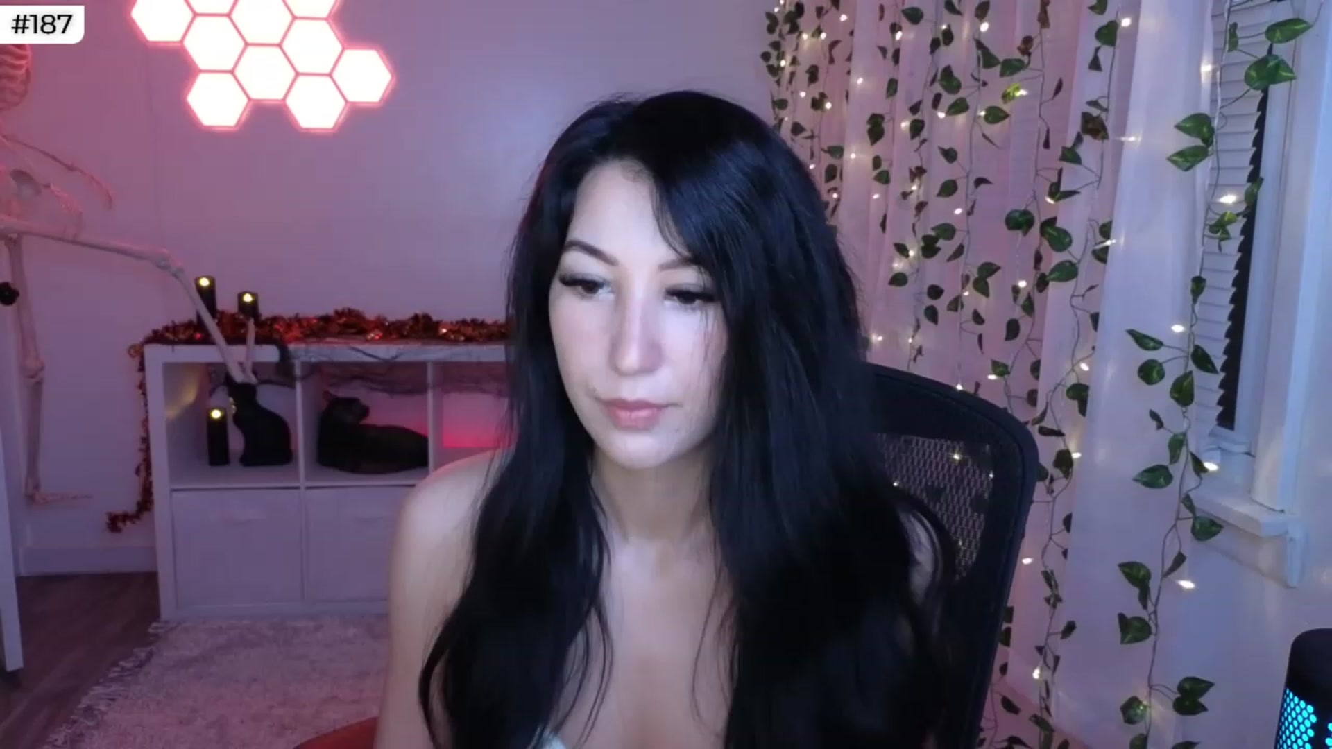 Gallery image thumbnail from LenaDanzara's myfreecams stream on, 09/30/2023, 04:27 image 7 of 20