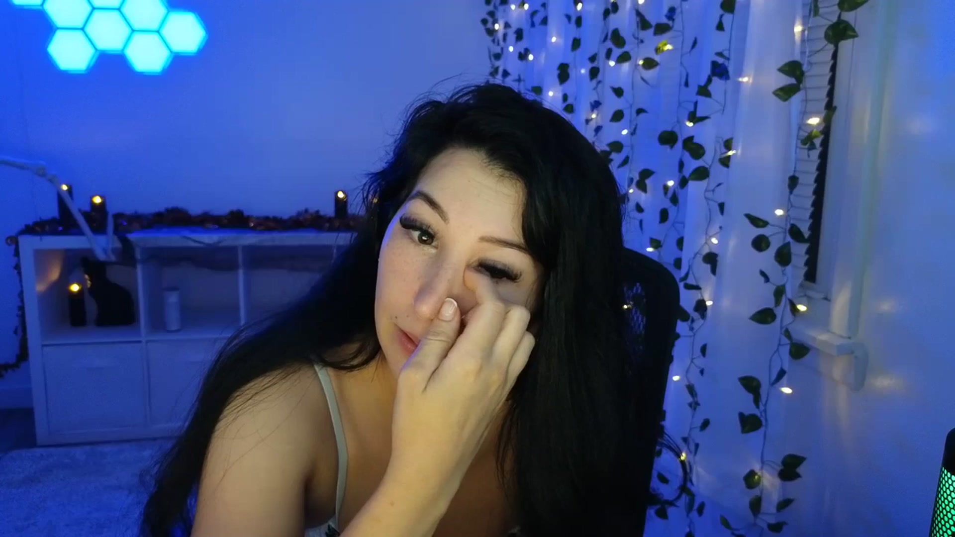 Gallery image thumbnail from LenaDanzara's myfreecams stream on, 09/30/2023, 10:00 image 10 of 20
