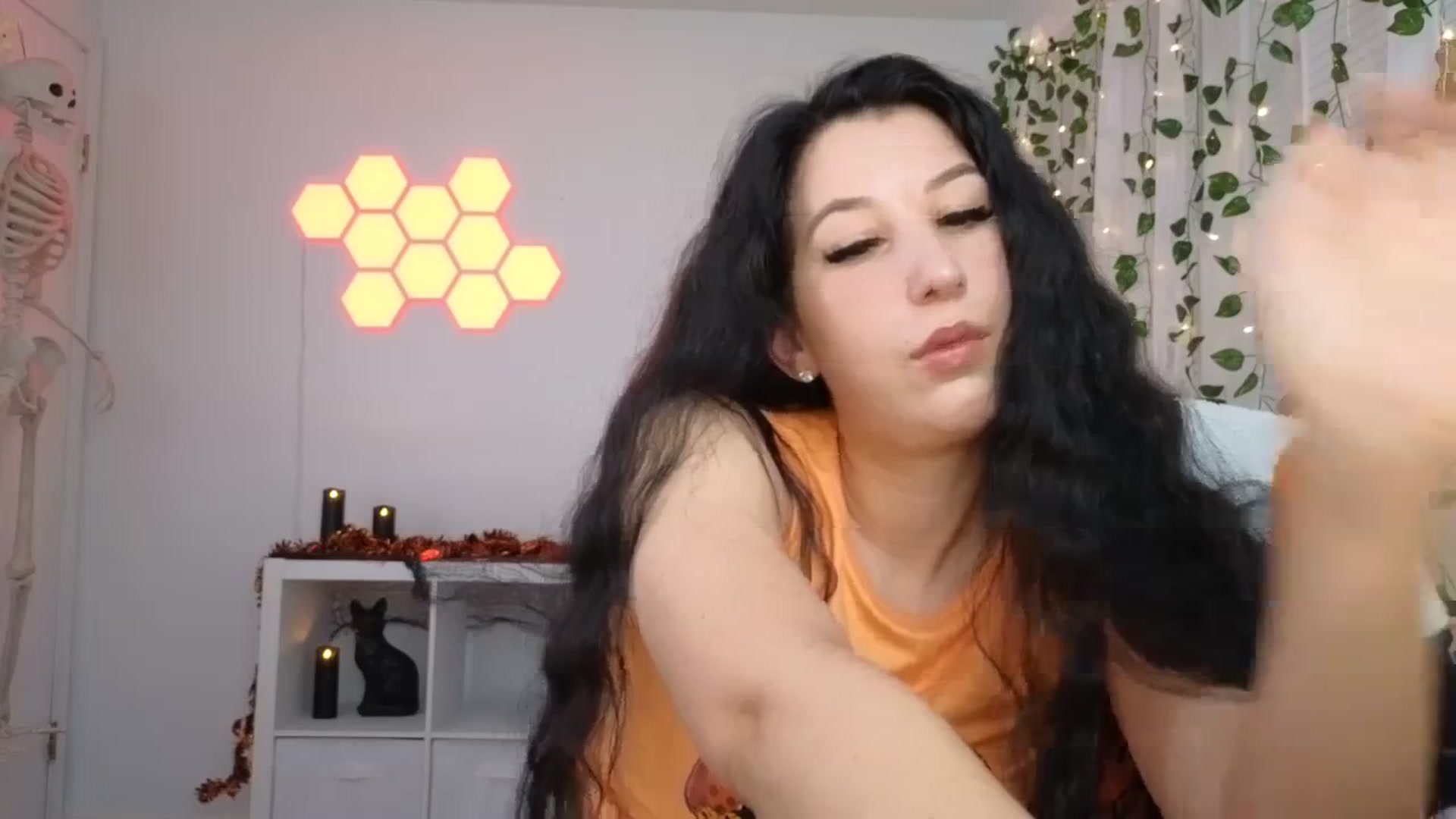 Gallery image thumbnail from LenaDanzara's myfreecams stream on, 10/02/2023, 08:12 image 7 of 20