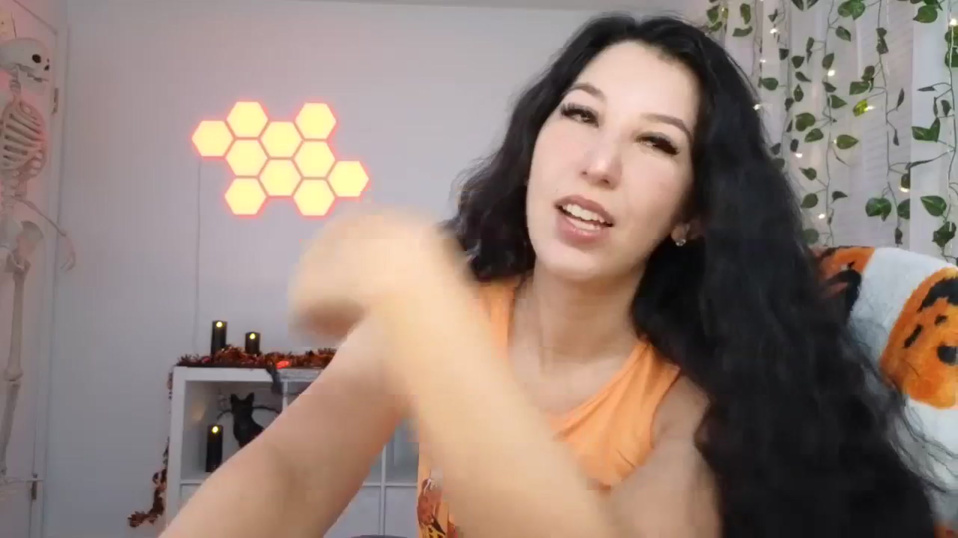 Gallery image thumbnail from LenaDanzara's myfreecams stream on, 10/02/2023, 08:12 image 6 of 20