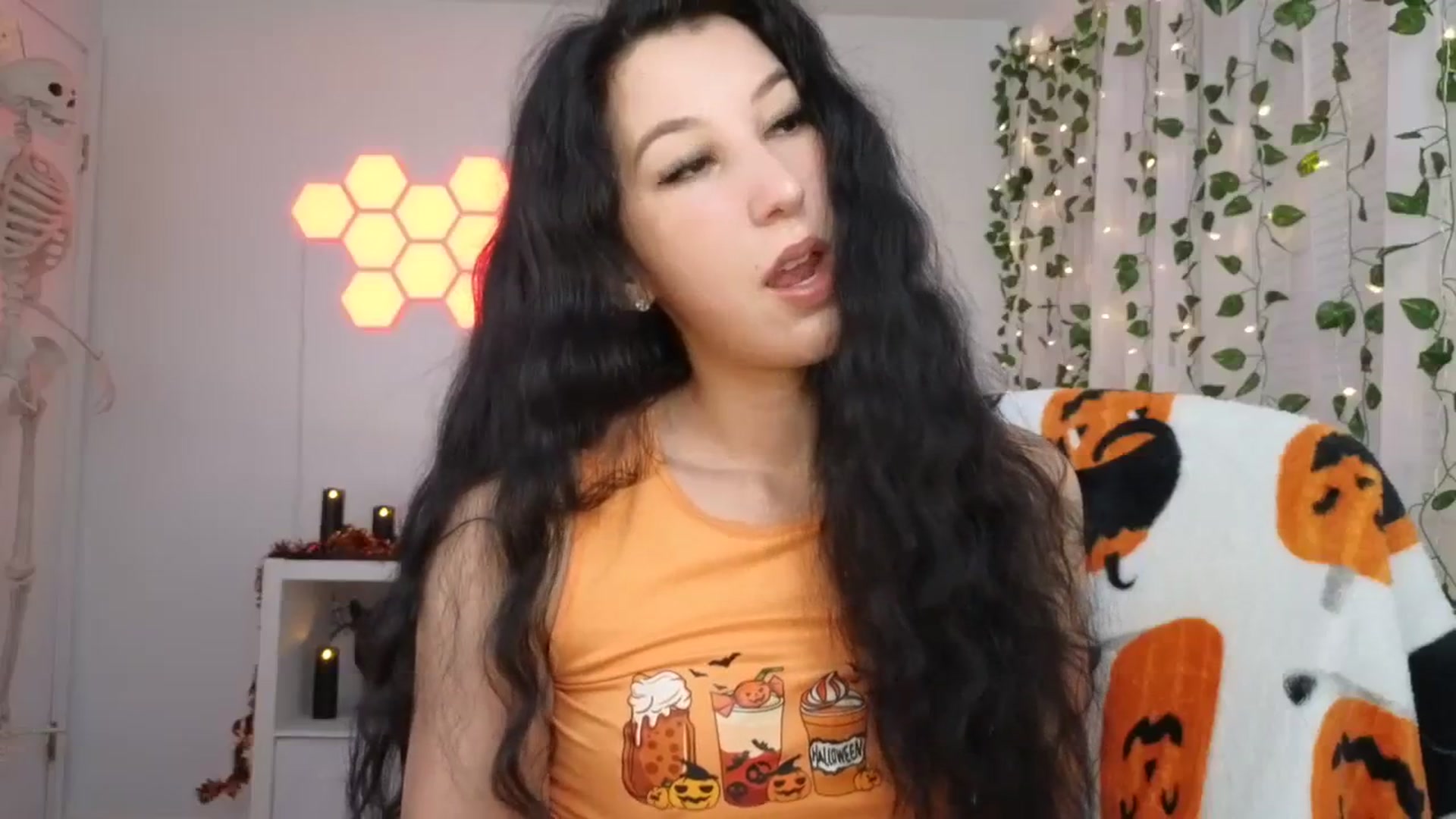 Gallery image thumbnail from LenaDanzara's myfreecams stream on, 10/02/2023, 08:12 image 3 of 20