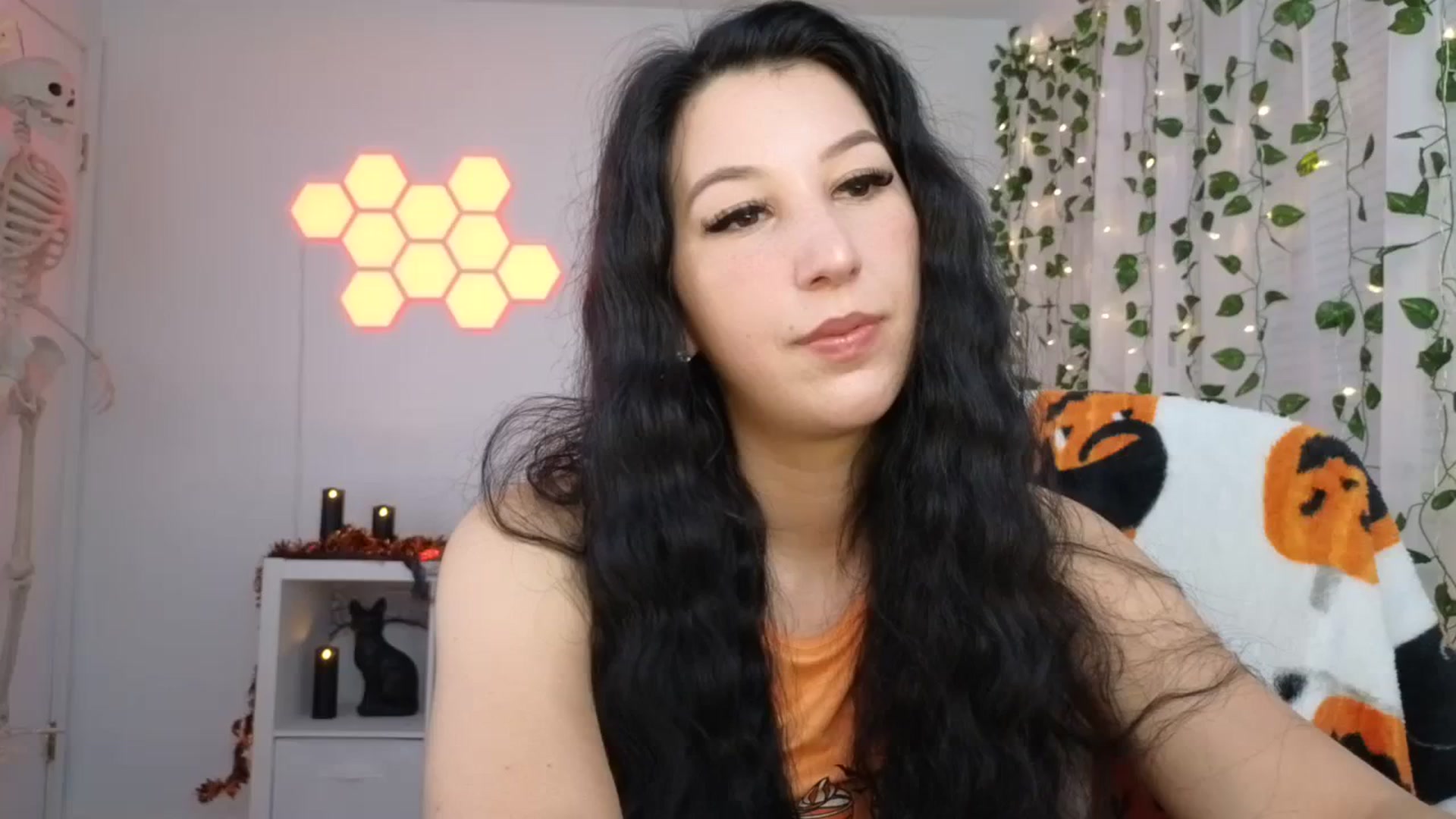 Gallery image thumbnail from LenaDanzara's myfreecams stream on, 10/02/2023, 08:12 image 4 of 20