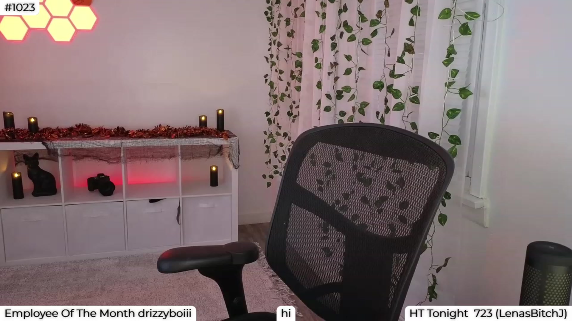 Gallery image thumbnail from LenaDanzara's myfreecams stream on, 10/04/2023, 05:54 image 5 of 20