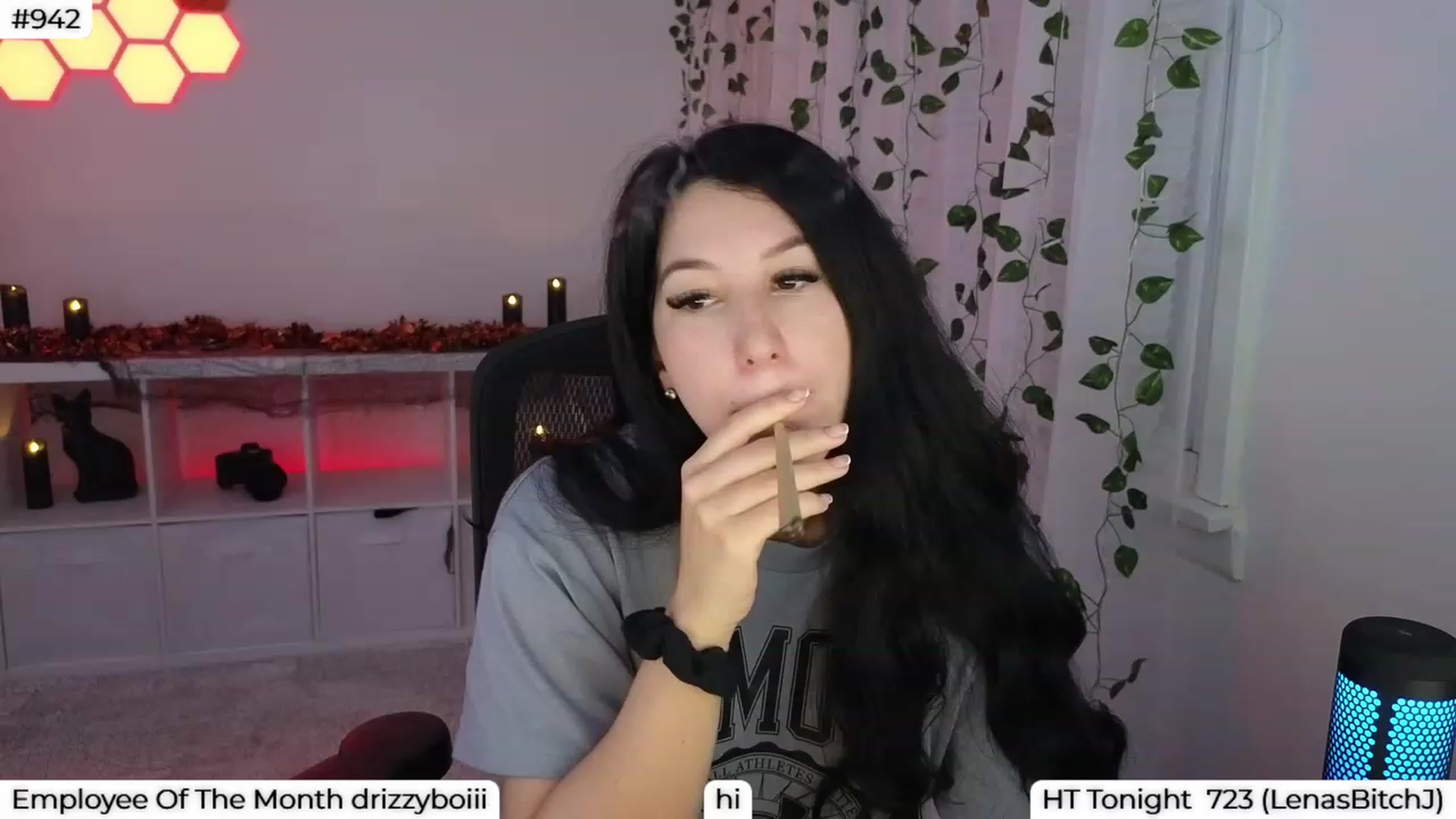 Gallery image thumbnail from LenaDanzara's myfreecams stream on, 10/04/2023, 05:54 image 14 of 20