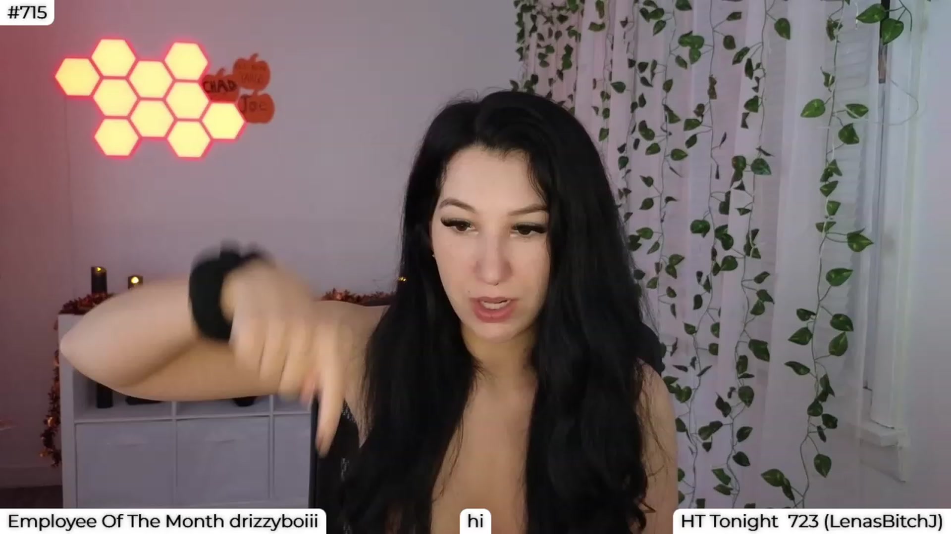 Gallery image thumbnail from LenaDanzara's myfreecams stream on, 10/04/2023, 07:40 image 6 of 20