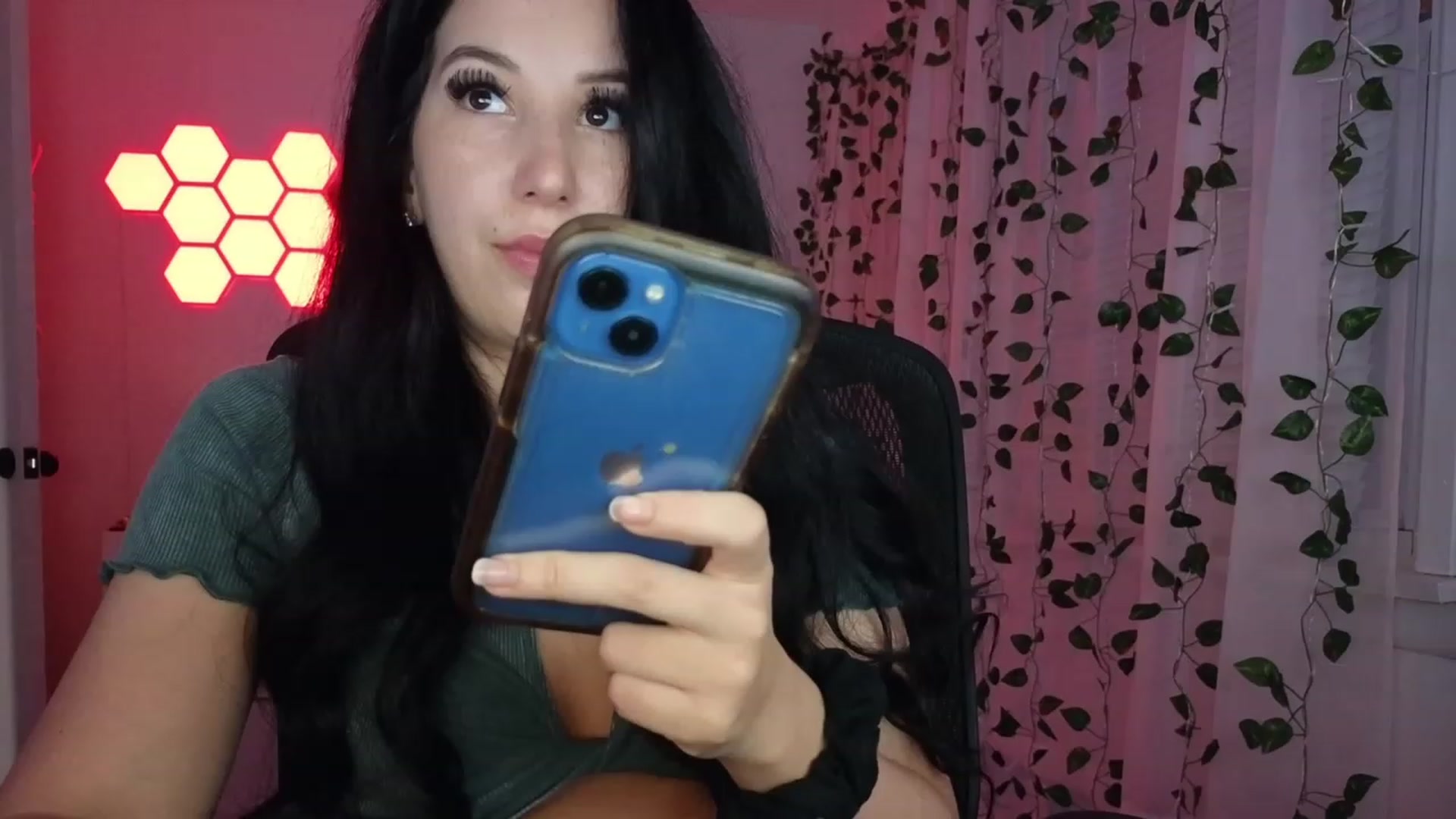 Gallery image thumbnail from LenaDanzara's myfreecams stream on, 10/05/2023, 06:54 image 5 of 20