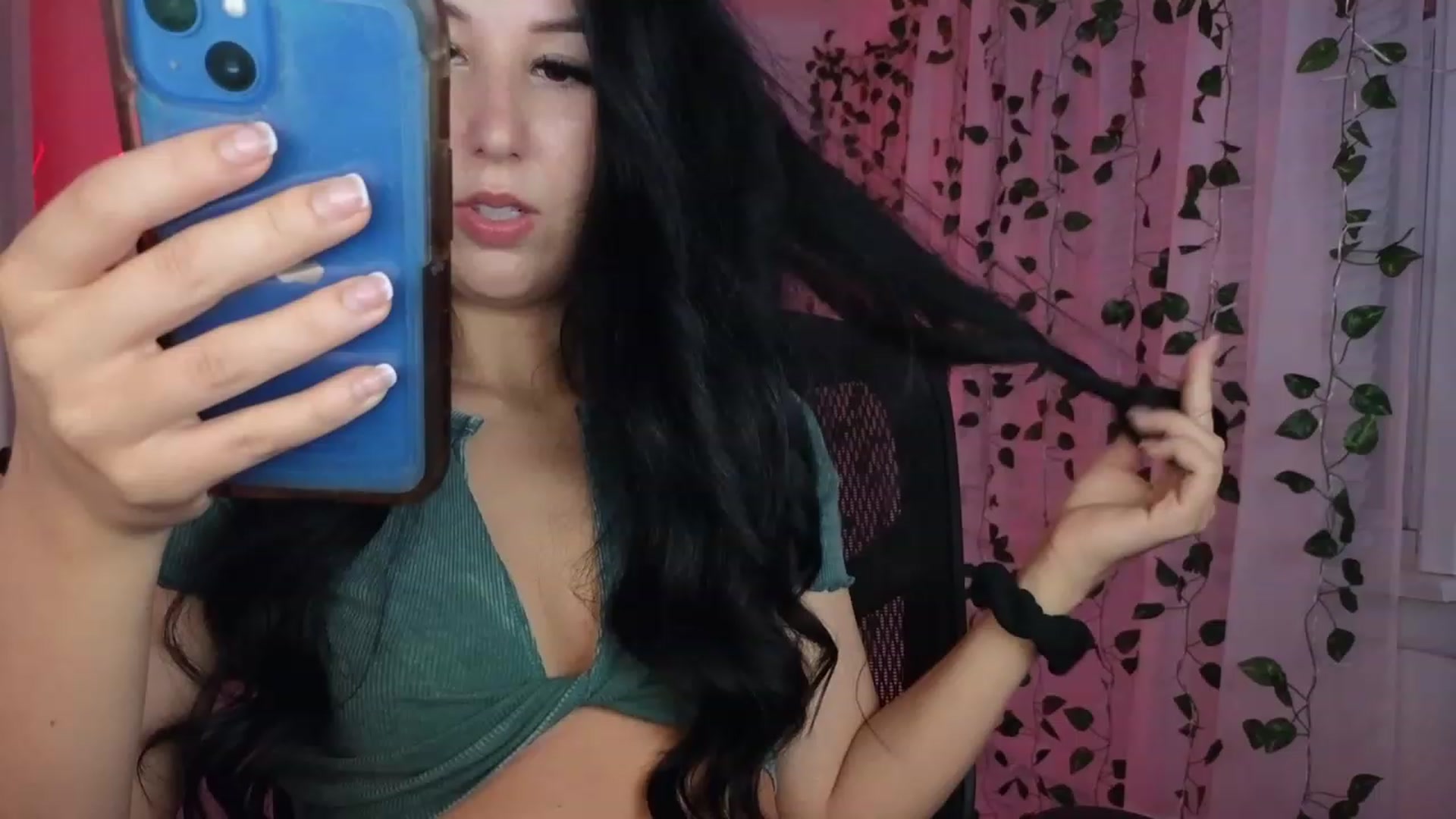 Gallery image thumbnail from LenaDanzara's myfreecams stream on, 10/05/2023, 06:54 image 9 of 20