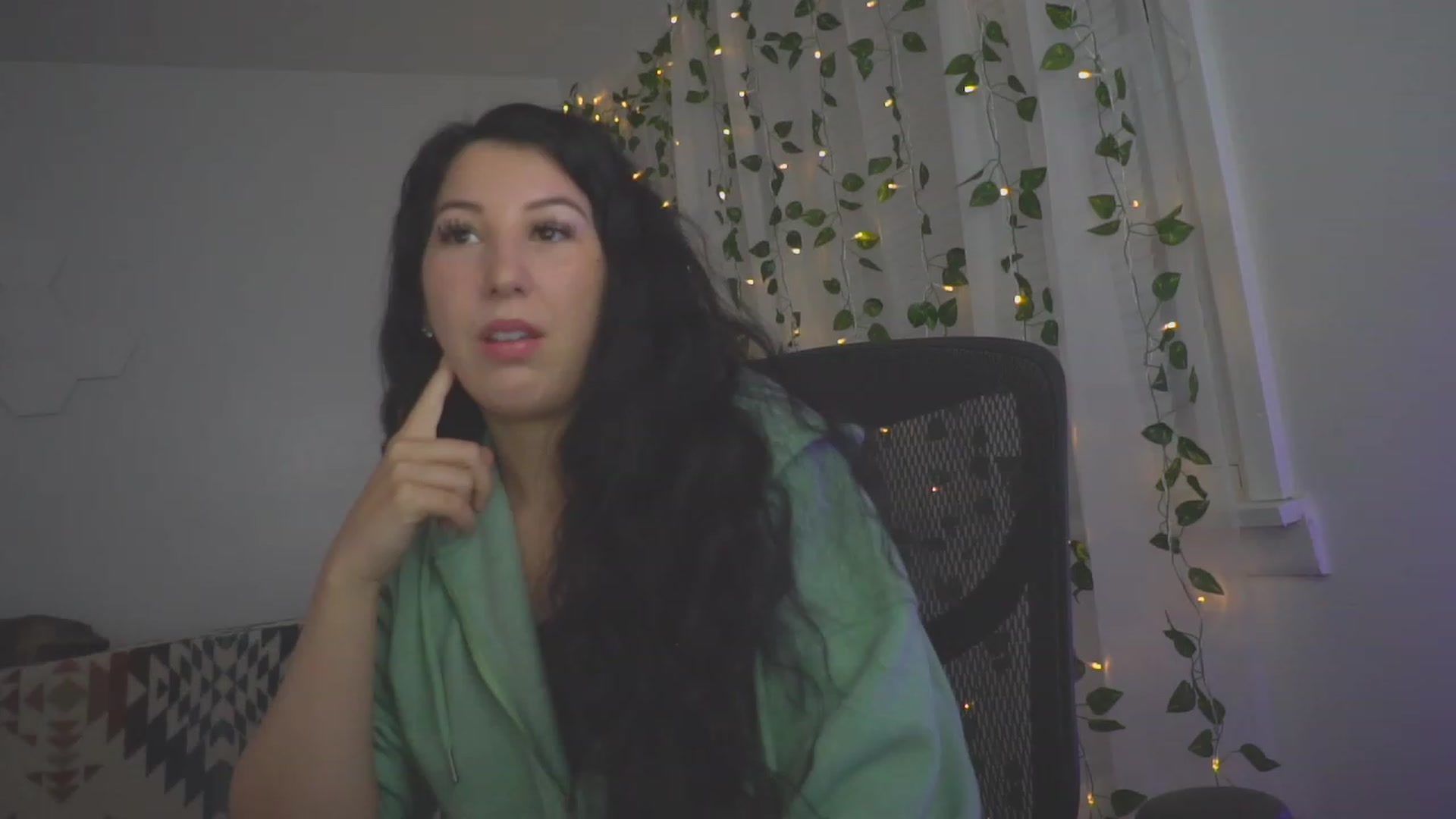 Gallery image thumbnail from LenaDanzara's myfreecams stream on, 11/12/2023, 11:05 image 2 of 20