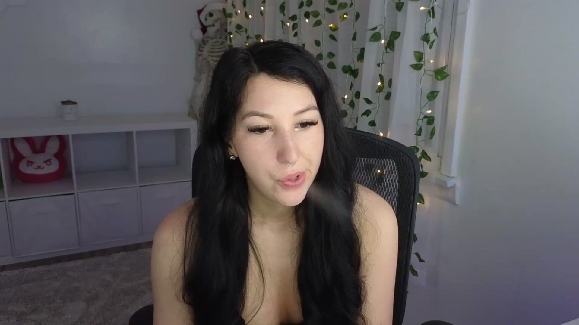 Gallery image thumbnail from LenaDanzara's myfreecams stream on, 11/16/2023, 13:11 image 10 of 20