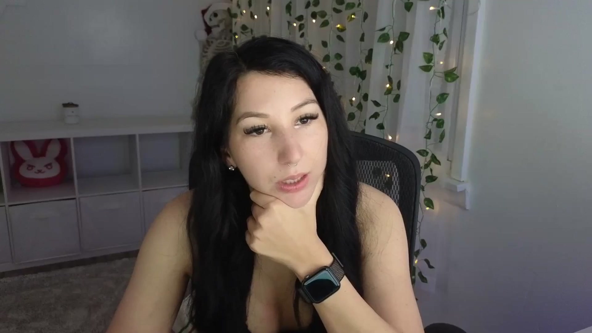 Gallery image thumbnail from LenaDanzara's myfreecams stream on, 11/16/2023, 13:11 image 6 of 20