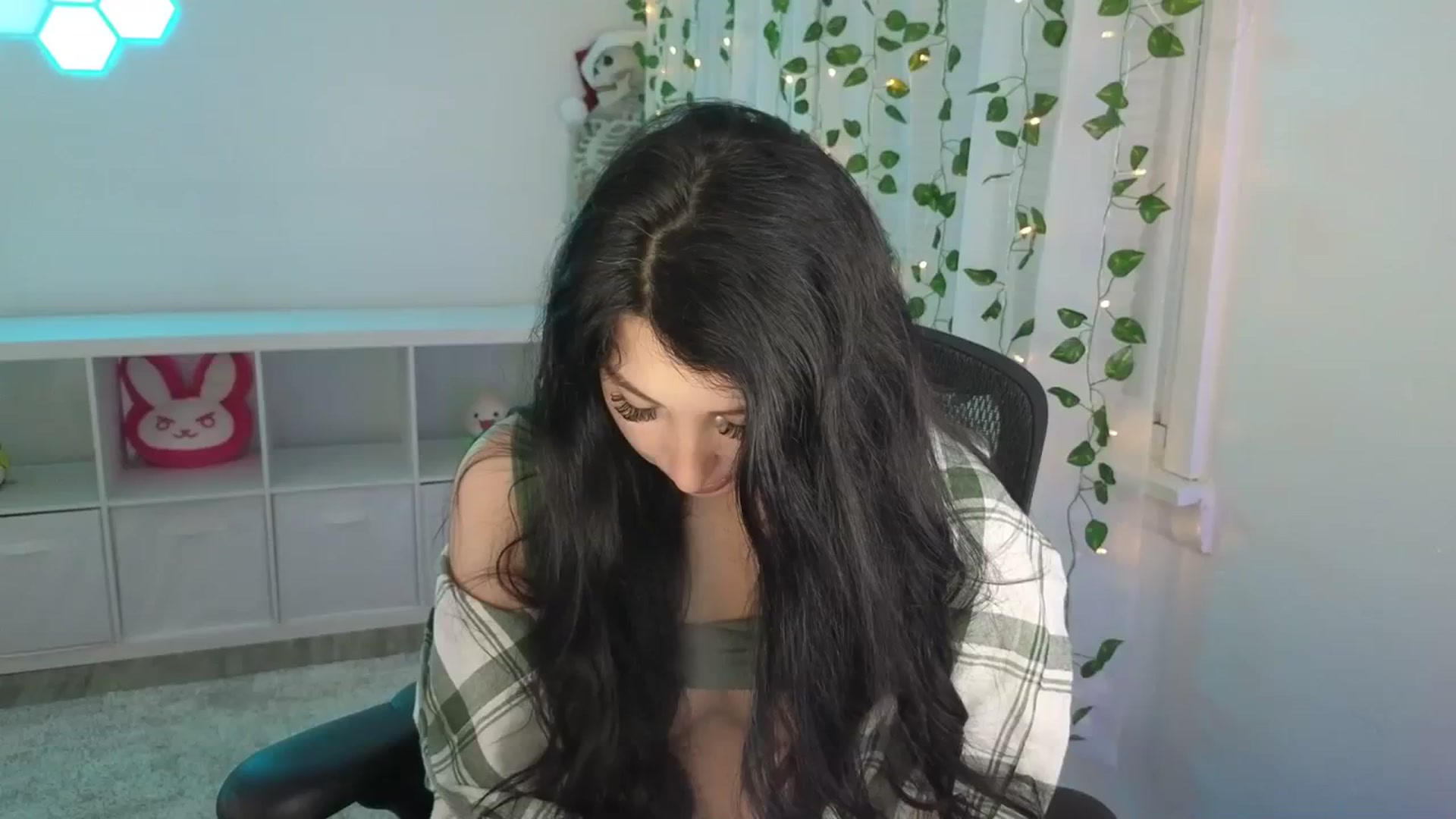 Gallery image thumbnail from LenaDanzara's myfreecams stream on, 11/18/2023, 08:03 image 1 of 20