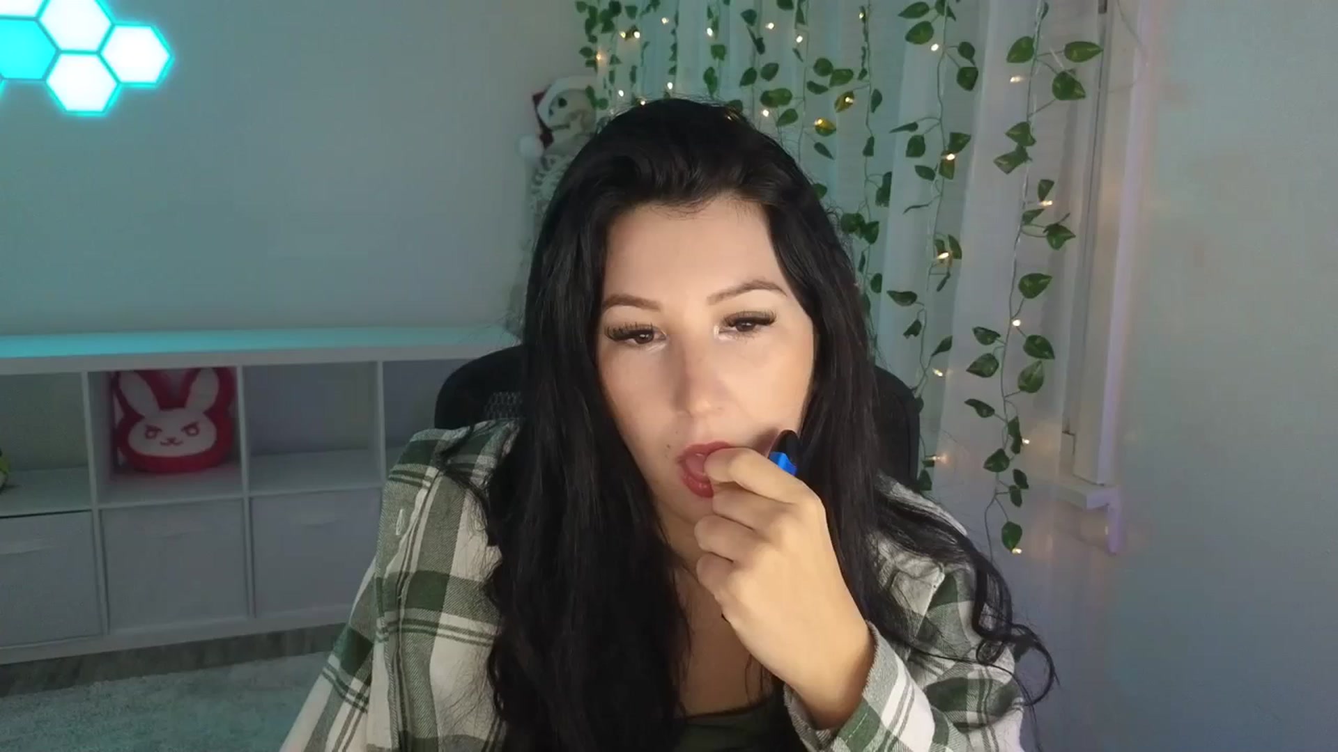 Gallery image thumbnail from LenaDanzara's myfreecams stream on, 11/18/2023, 08:03 image 6 of 20