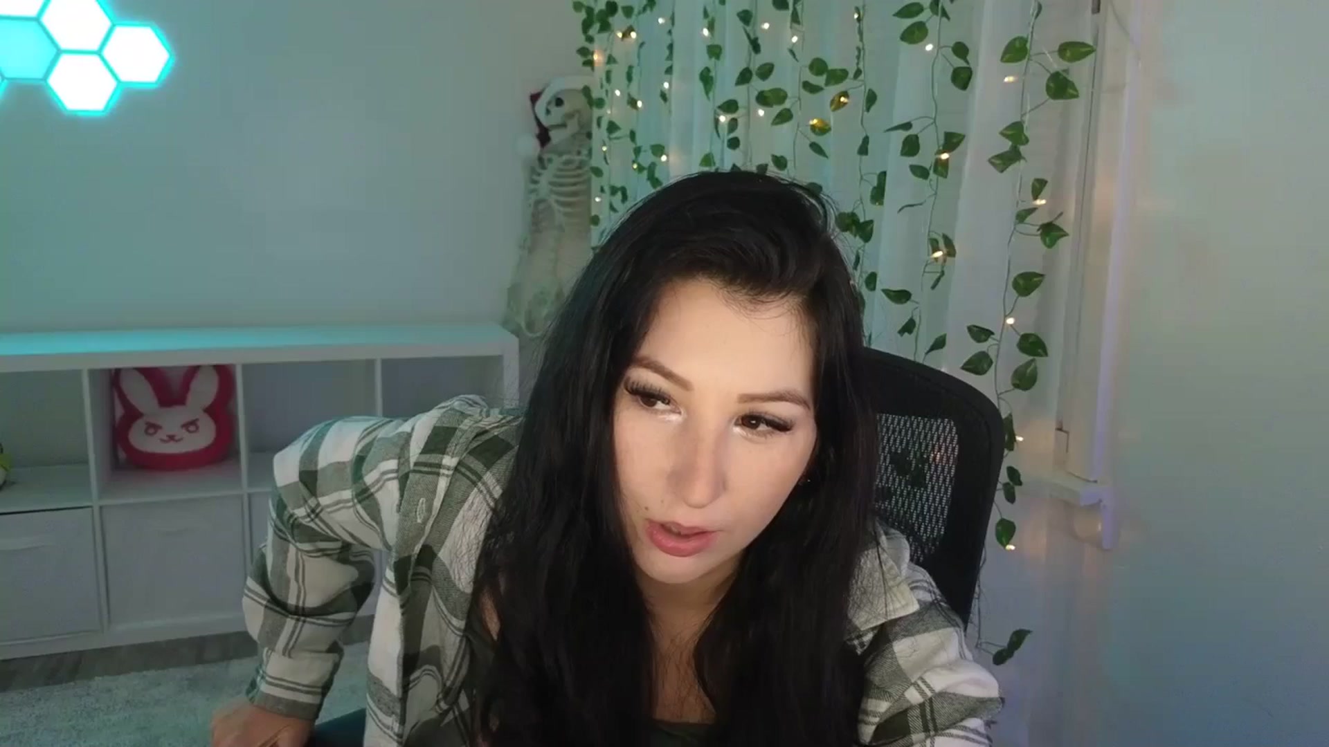 Gallery image thumbnail from LenaDanzara's myfreecams stream on, 11/18/2023, 08:03 image 14 of 20