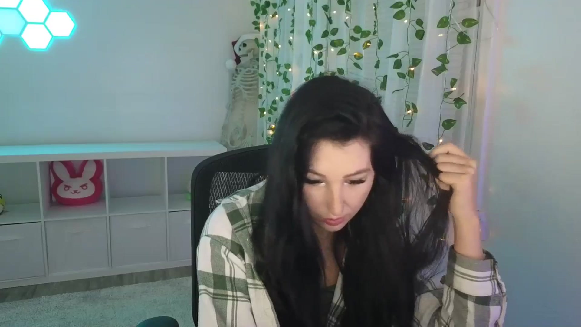 Gallery image thumbnail from LenaDanzara's myfreecams stream on, 11/18/2023, 08:03 image 16 of 20