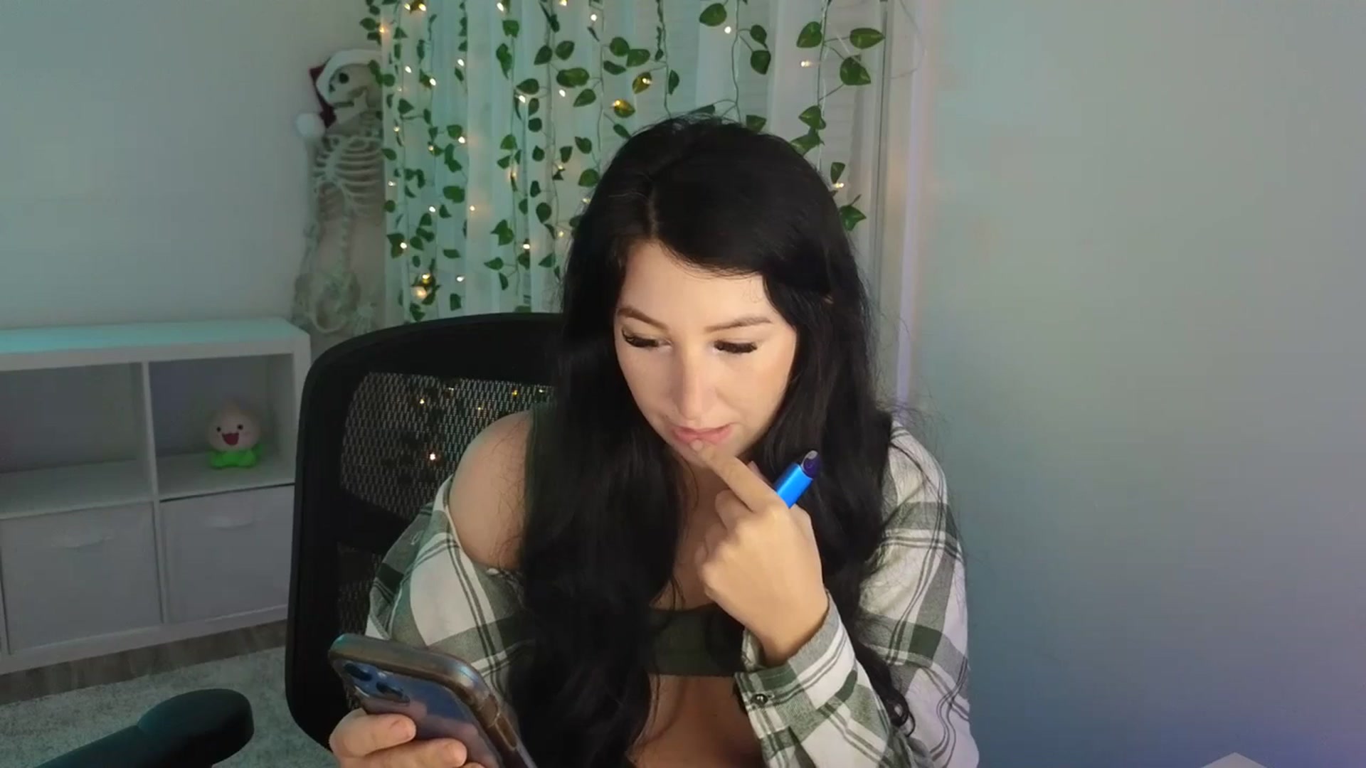 Gallery image thumbnail from LenaDanzara's myfreecams stream on, 11/18/2023, 08:03 image 3 of 20