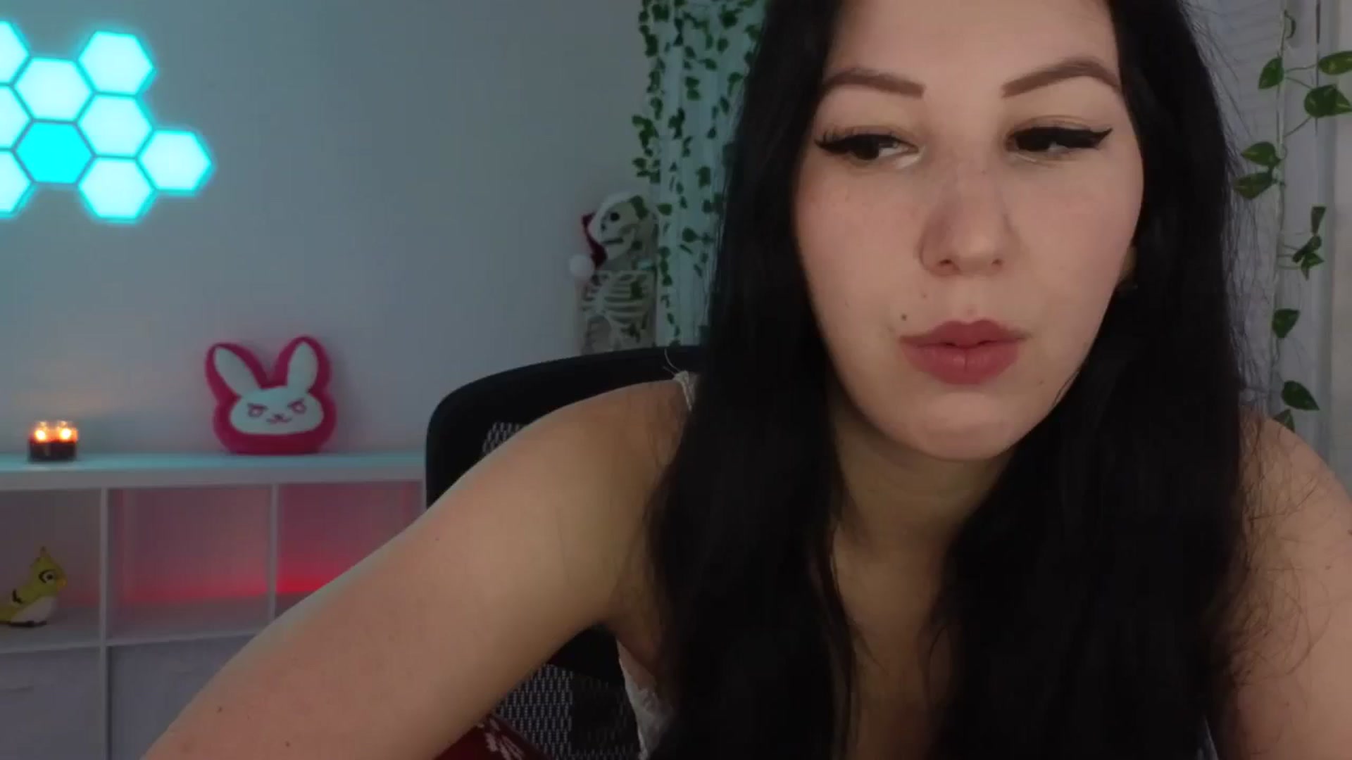 Gallery image thumbnail from LenaDanzara's myfreecams stream on, 11/25/2023, 08:13 image 3 of 20