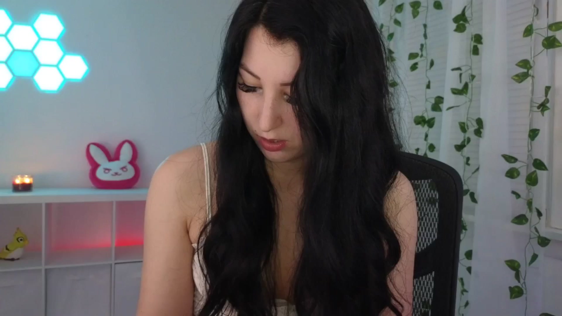 Gallery image thumbnail from LenaDanzara's myfreecams stream on, 11/25/2023, 08:13 image 2 of 20