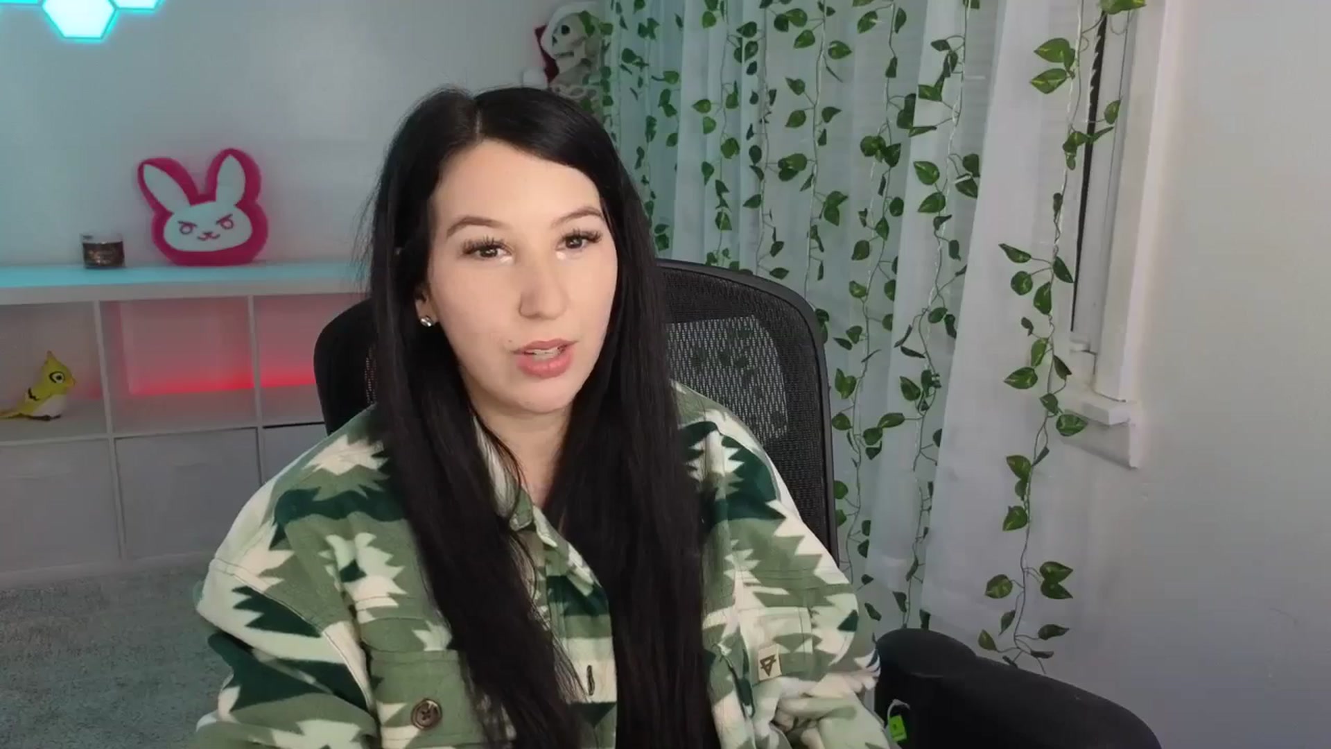 Gallery image thumbnail from LenaDanzara's myfreecams stream on, 11/28/2023, 08:13 image 12 of 20