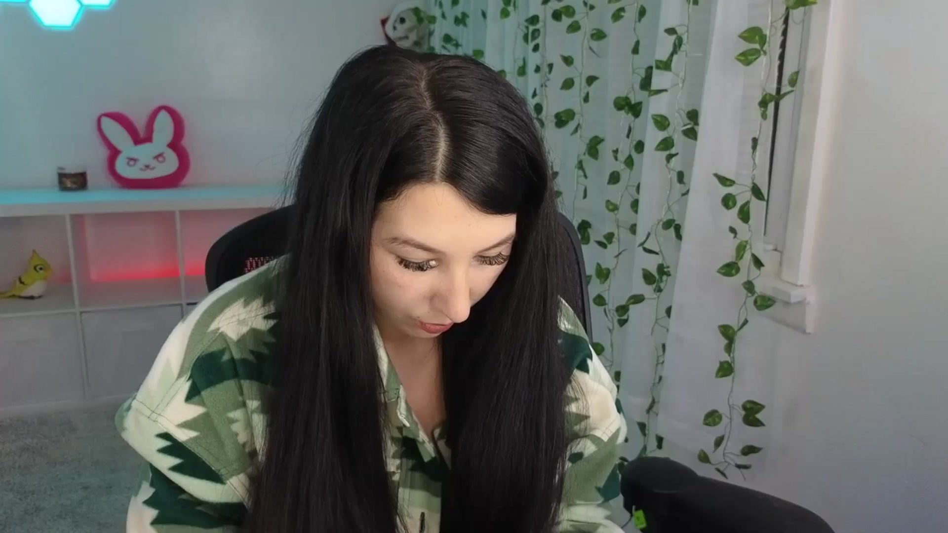 Gallery image thumbnail from LenaDanzara's myfreecams stream on, 11/28/2023, 08:13 image 18 of 20