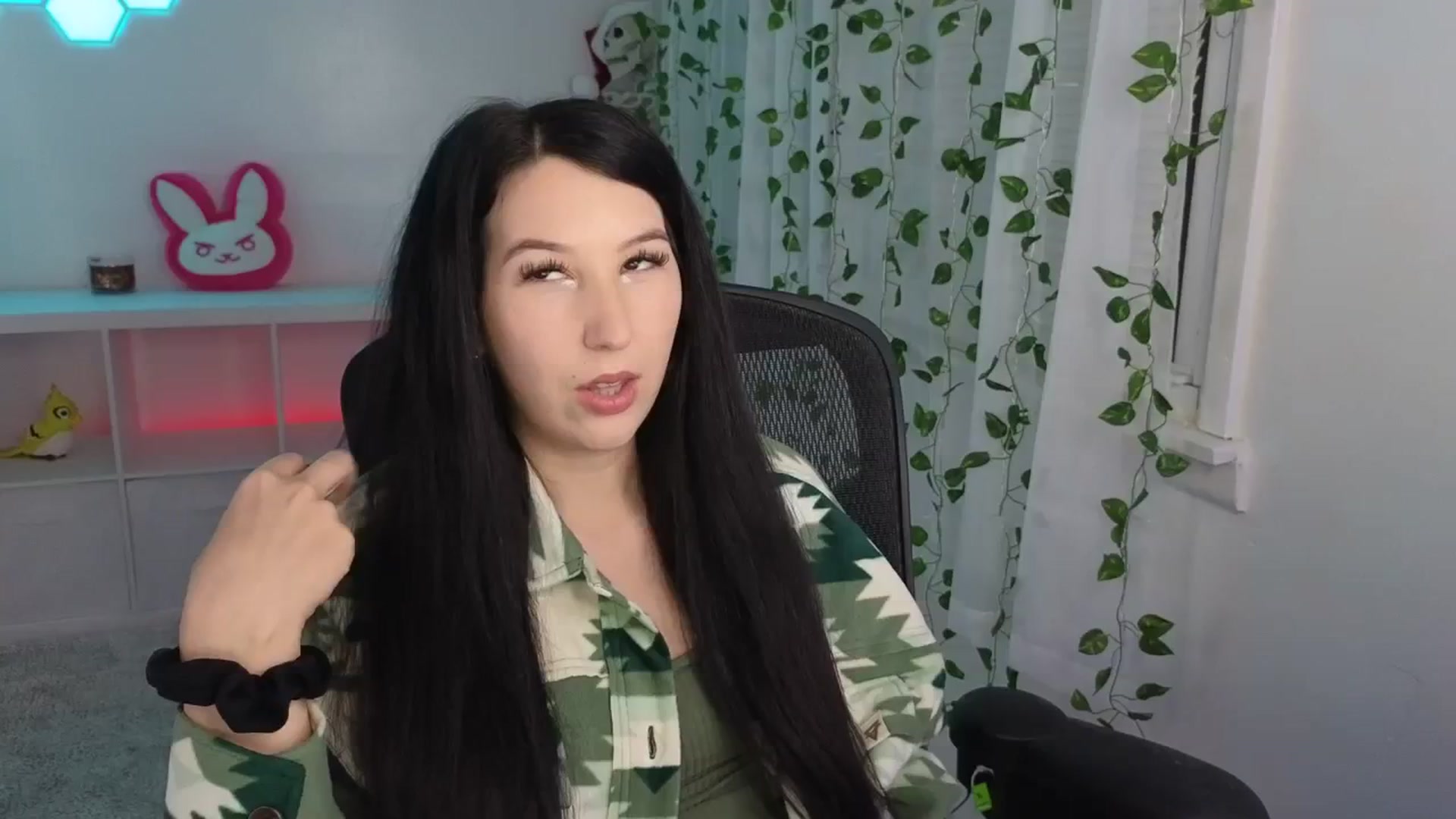 Gallery image thumbnail from LenaDanzara's myfreecams stream on, 11/28/2023, 08:13 image 13 of 20