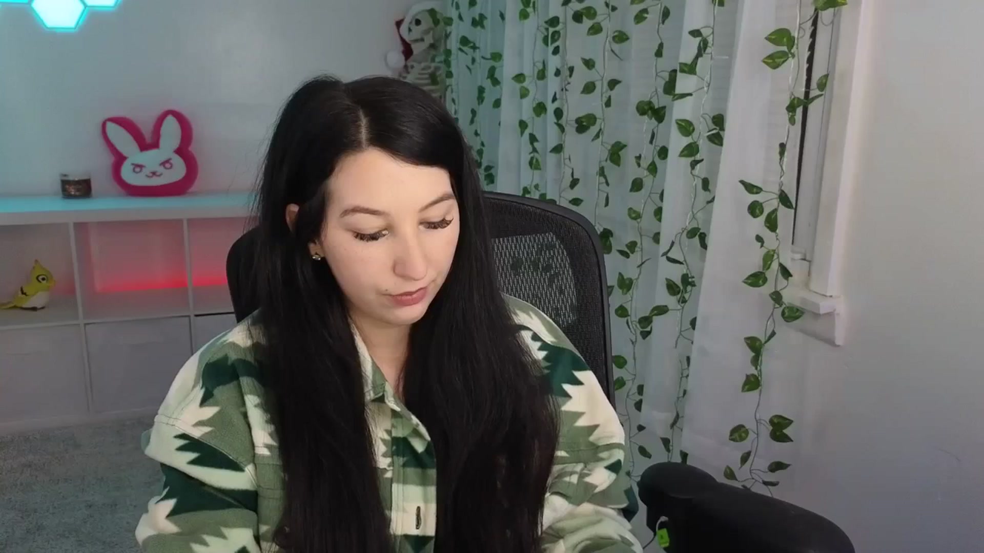 Gallery image thumbnail from LenaDanzara's myfreecams stream on, 11/28/2023, 08:13 image 14 of 20