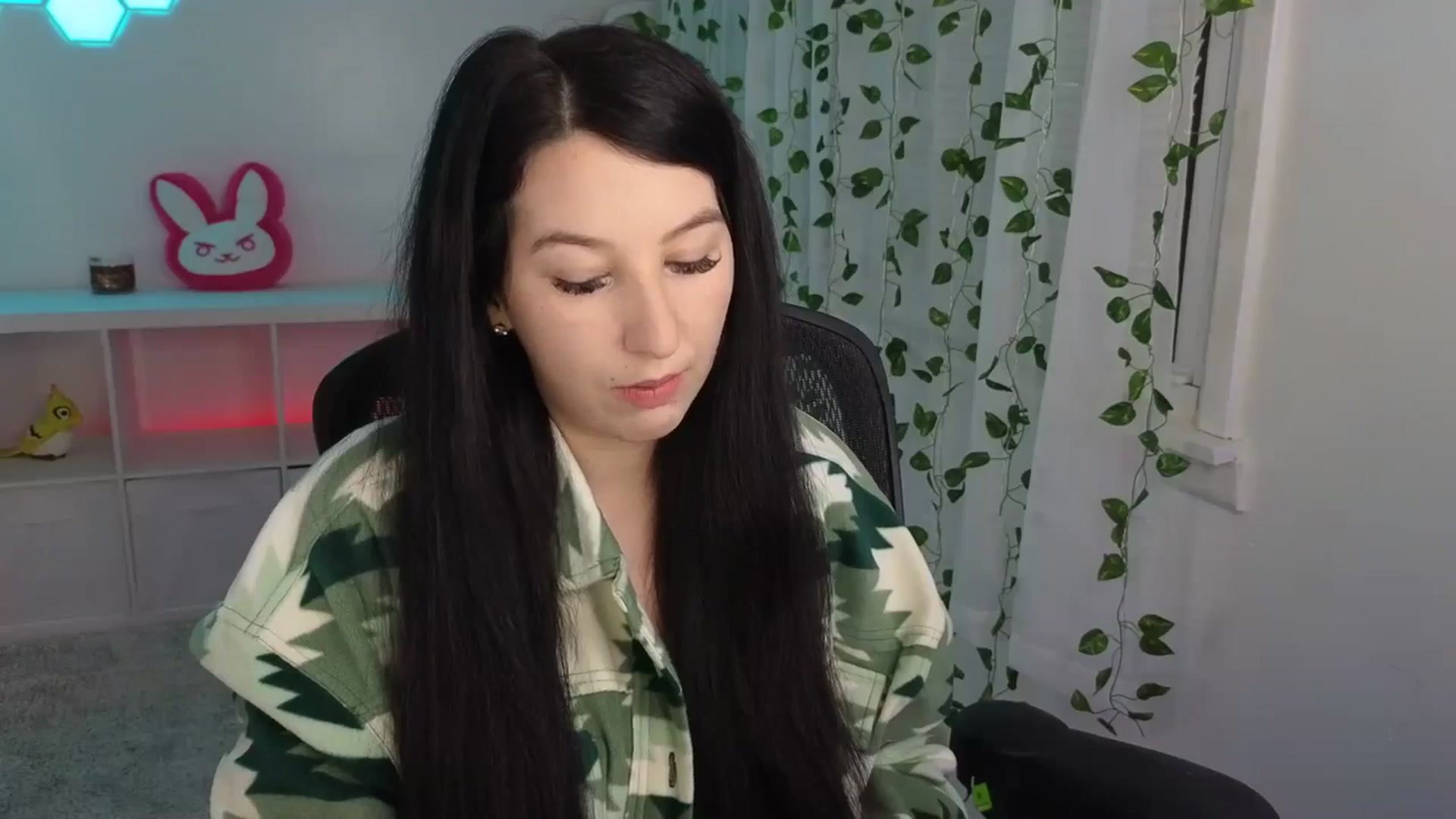 Gallery image thumbnail from LenaDanzara's myfreecams stream on, 11/28/2023, 08:13 image 17 of 20