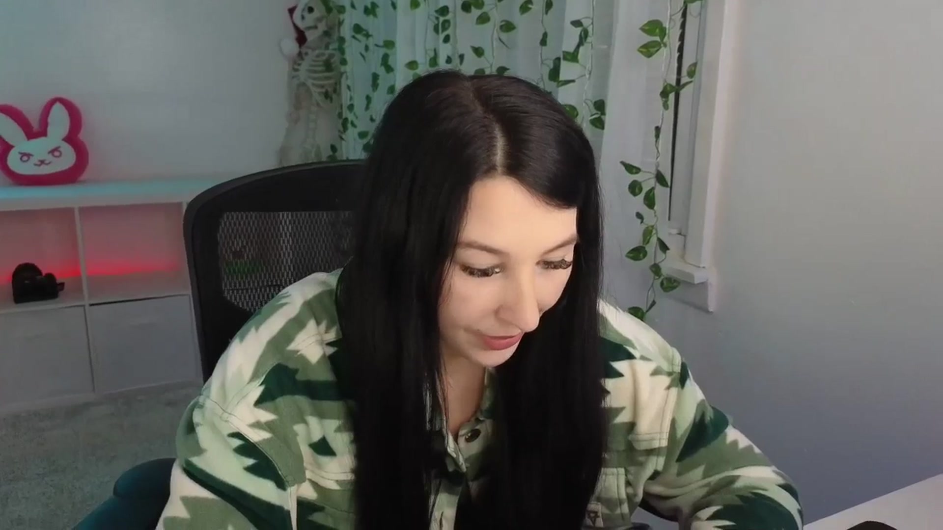 Gallery image thumbnail from LenaDanzara's myfreecams stream on, 11/28/2023, 08:13 image 4 of 20