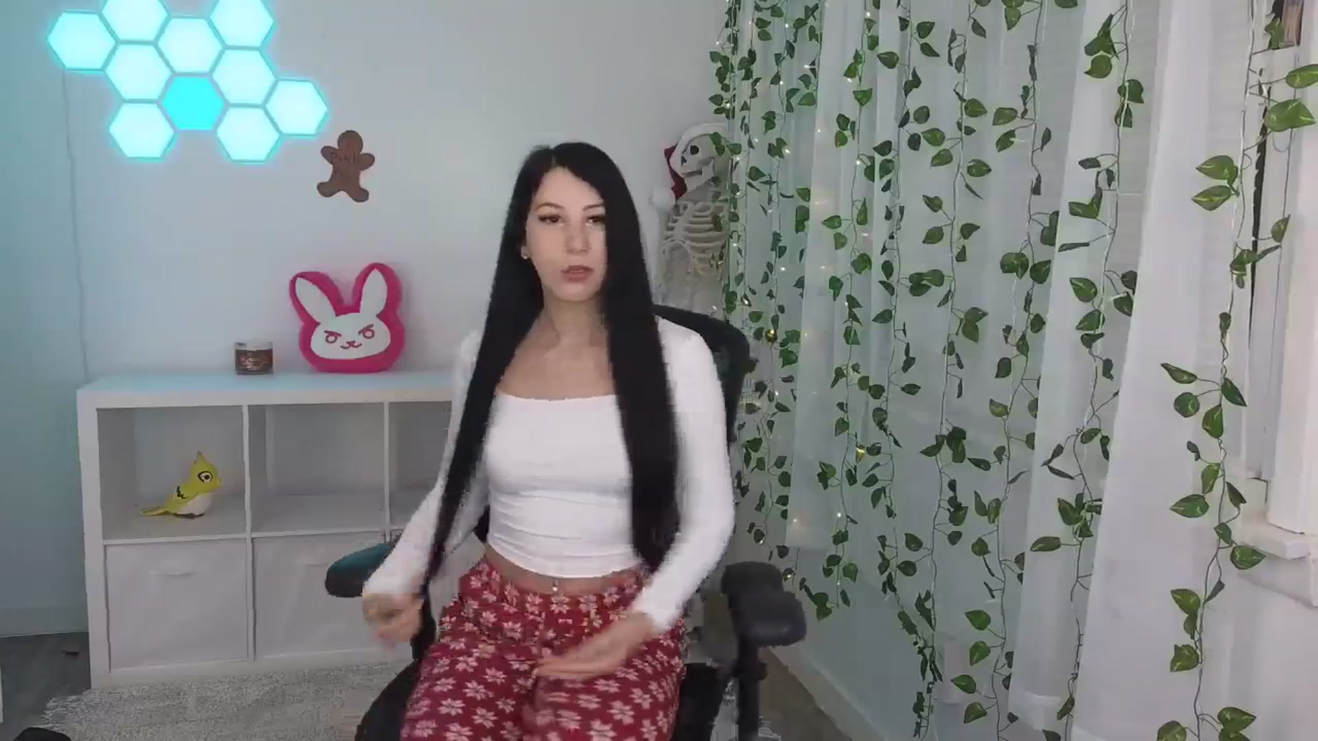 Gallery image thumbnail from LenaDanzara's myfreecams stream on, 12/02/2023, 06:23 image 3 of 20