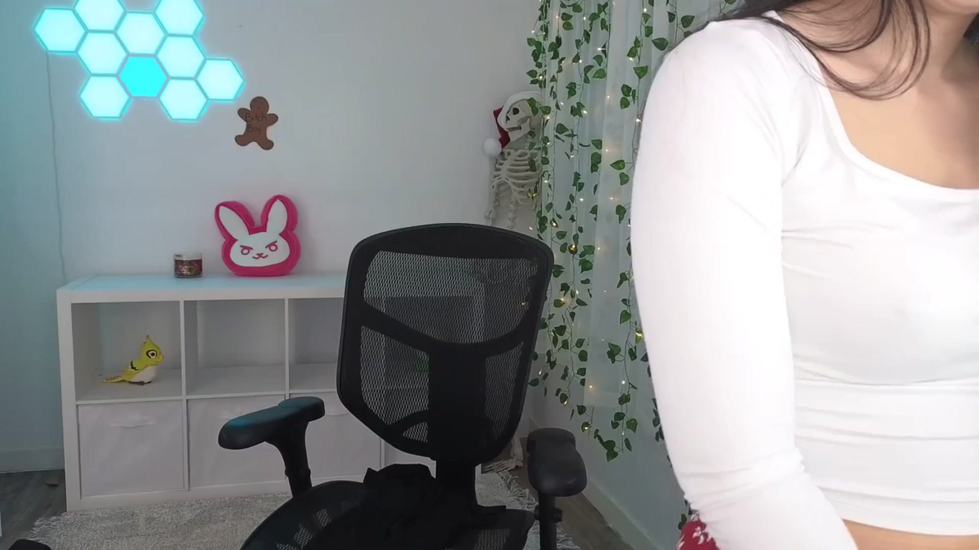 Gallery image thumbnail from LenaDanzara's myfreecams stream on, 12/02/2023, 06:23 image 2 of 20