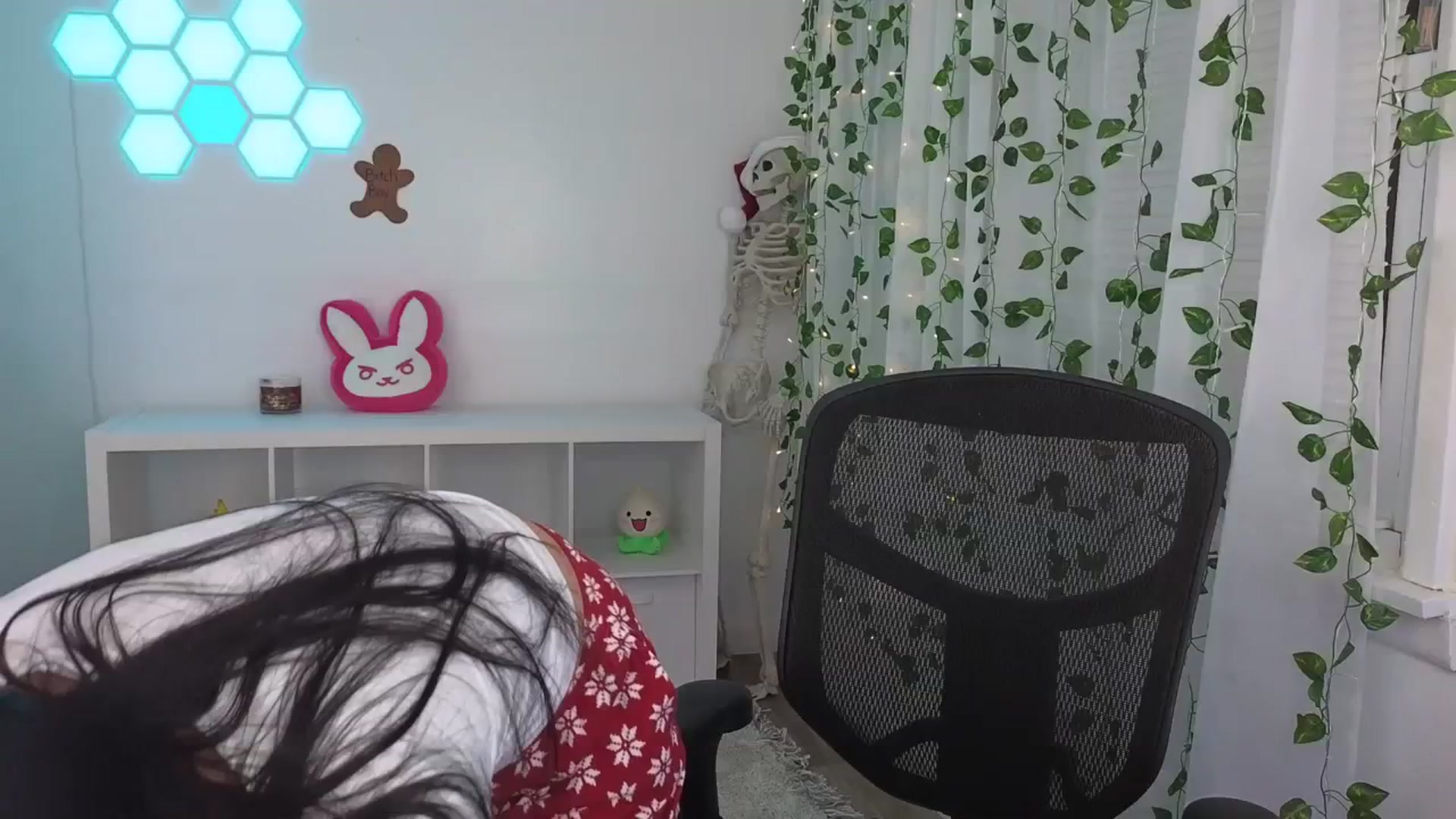 Gallery image thumbnail from LenaDanzara's myfreecams stream on, 12/02/2023, 06:23 image 1 of 20