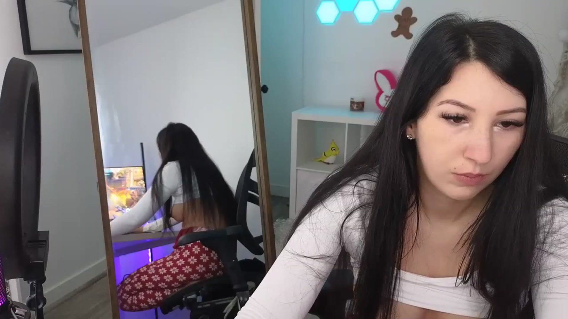 Gallery image thumbnail from LenaDanzara's myfreecams stream on, 12/02/2023, 08:01 image 20 of 20