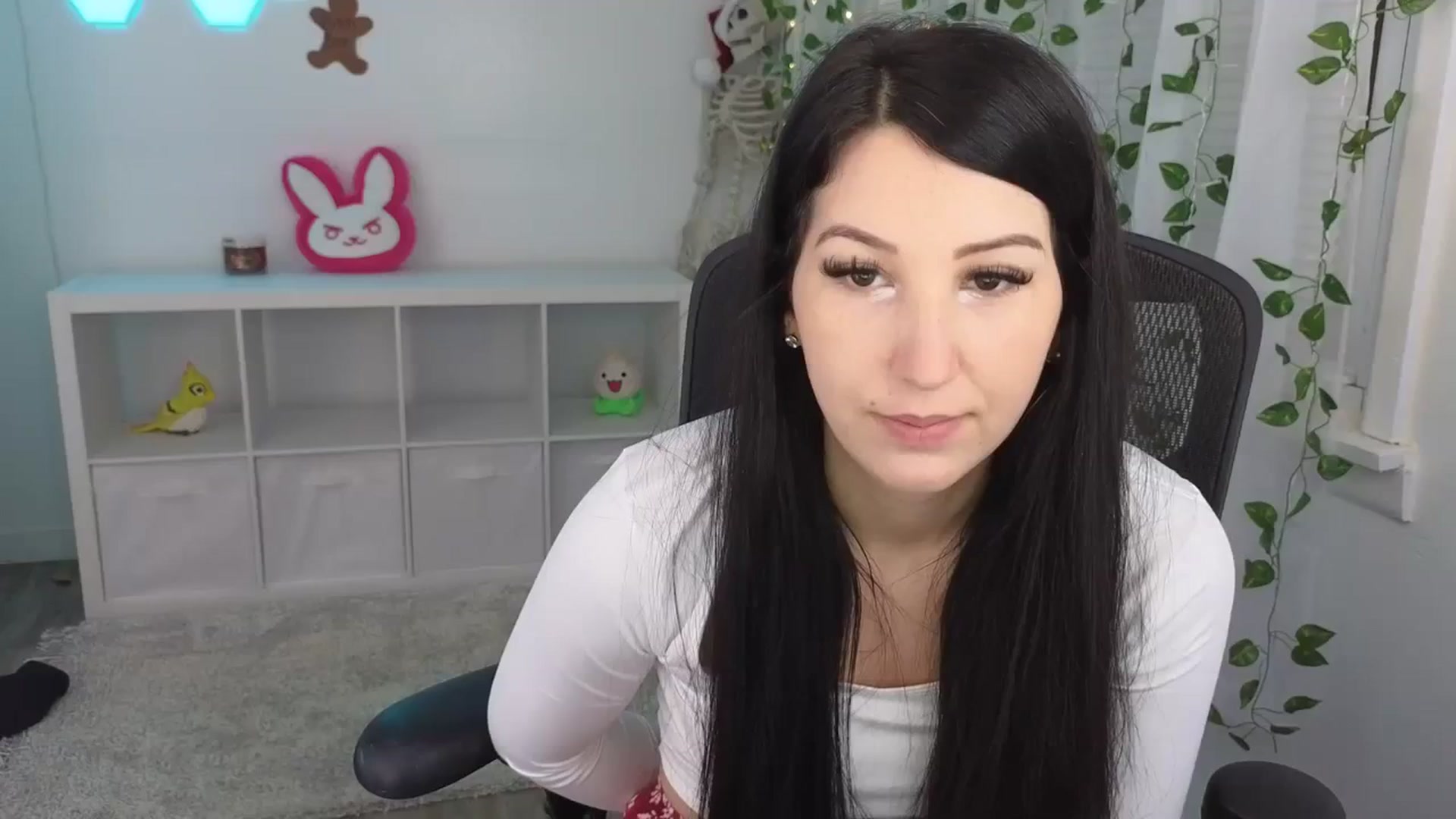 Gallery image thumbnail from LenaDanzara's myfreecams stream on, 12/02/2023, 08:01 image 6 of 20