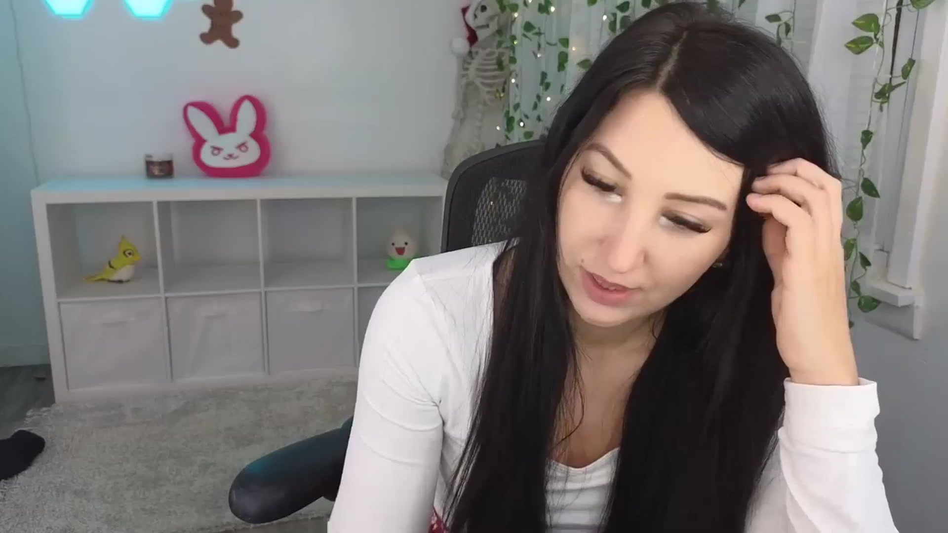Gallery image thumbnail from LenaDanzara's myfreecams stream on, 12/02/2023, 08:01 image 2 of 20