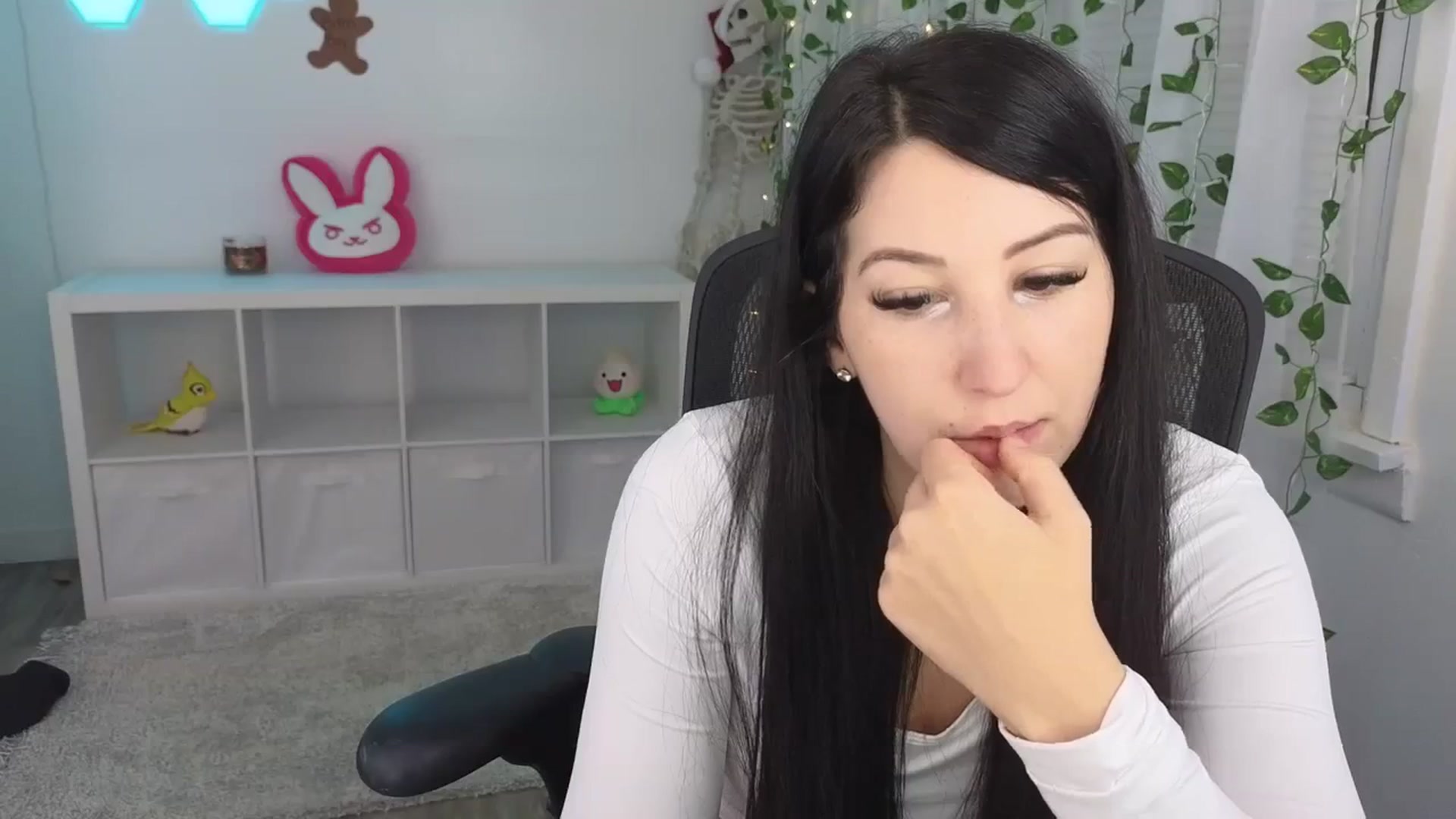 Gallery image thumbnail from LenaDanzara's myfreecams stream on, 12/02/2023, 08:01 image 7 of 20