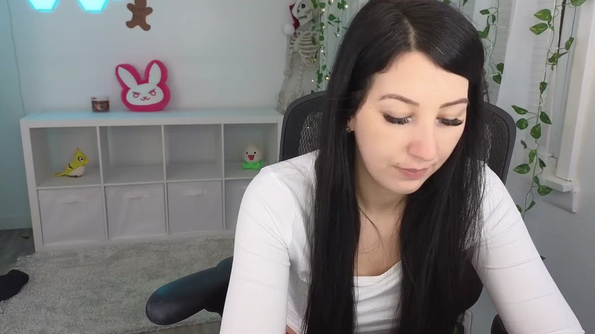 Gallery image thumbnail from LenaDanzara's myfreecams stream on, 12/02/2023, 08:01 image 5 of 20