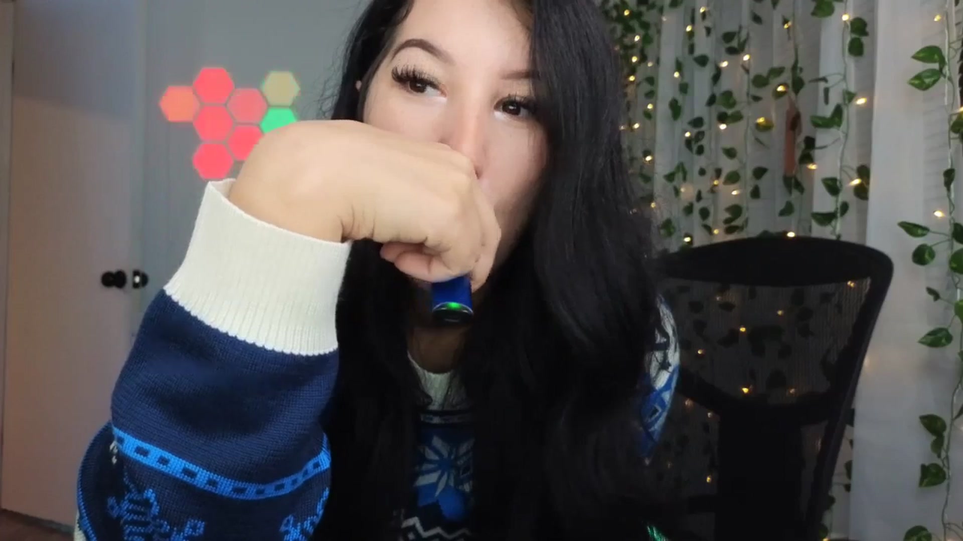 Gallery image thumbnail from LenaDanzara's myfreecams stream on, 12/16/2023, 09:18 image 6 of 20