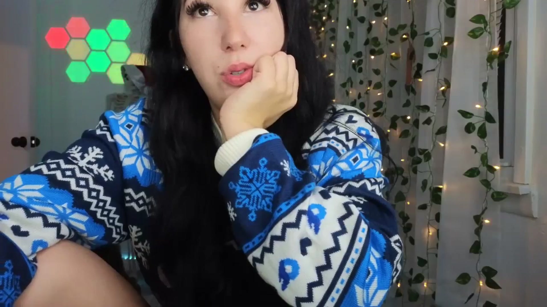 Gallery image thumbnail from LenaDanzara's myfreecams stream on, 12/16/2023, 09:18 image 16 of 20