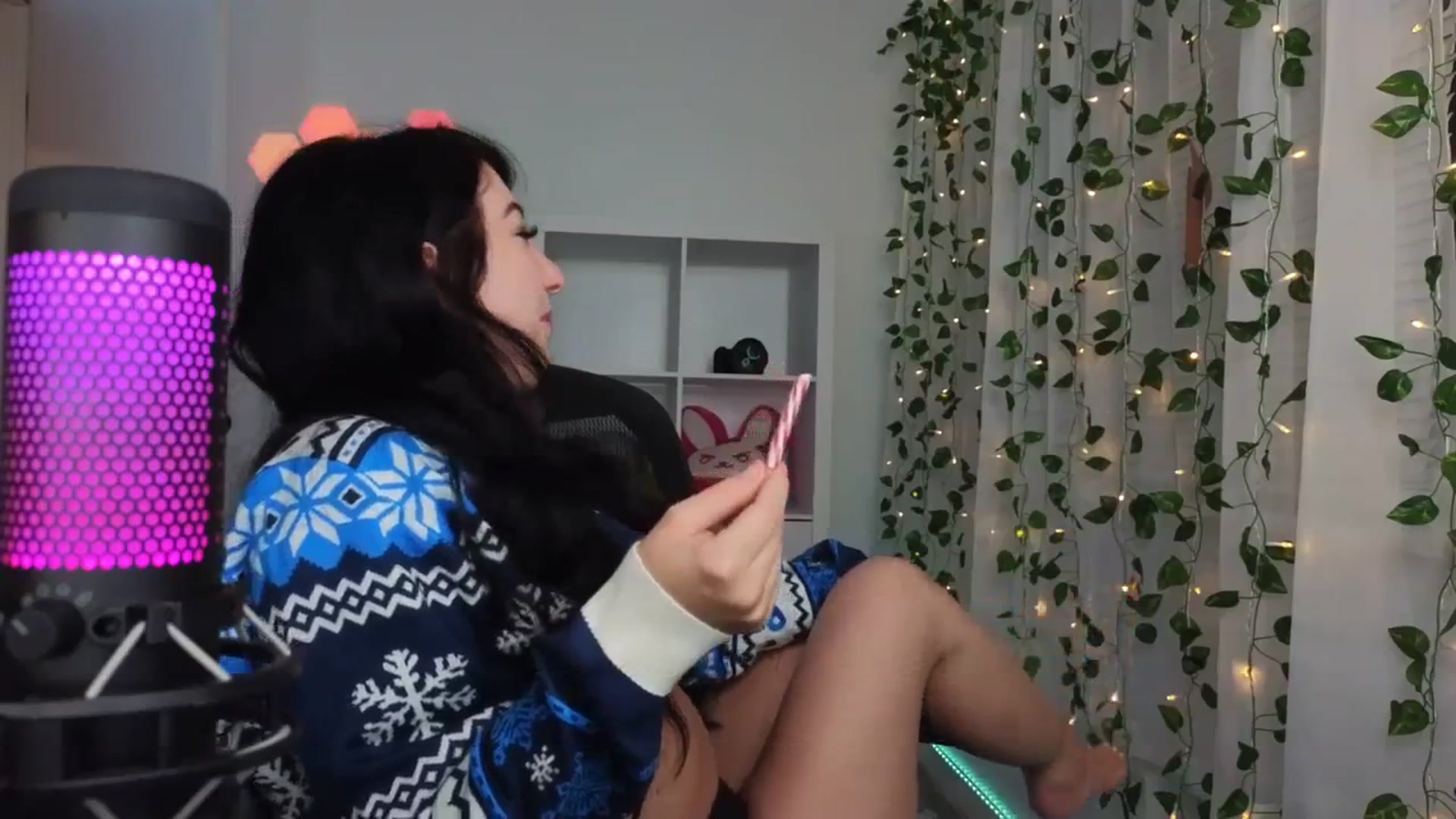 Gallery image thumbnail from LenaDanzara's myfreecams stream on, 12/16/2023, 09:18 image 3 of 20