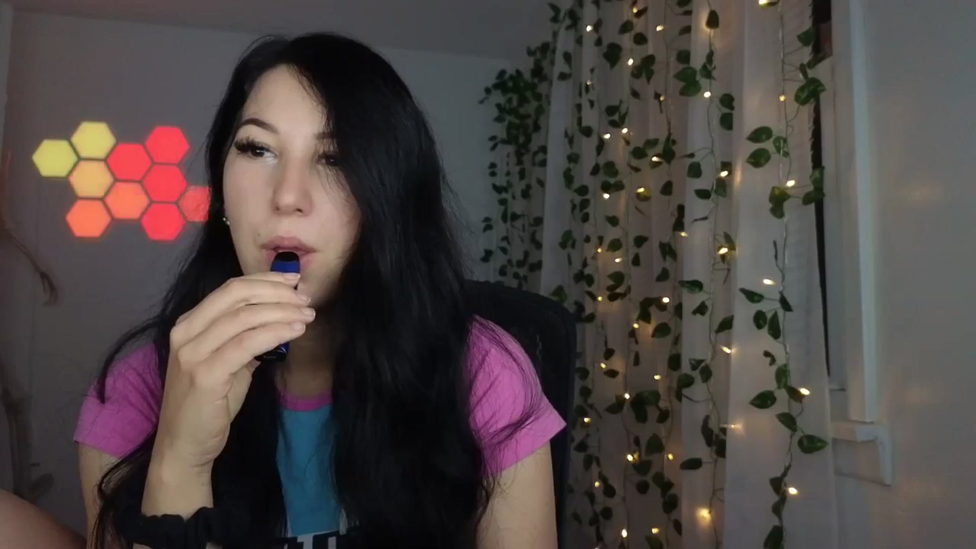 Gallery image thumbnail from LenaDanzara's myfreecams stream on, 12/17/2023, 09:50 image 16 of 20