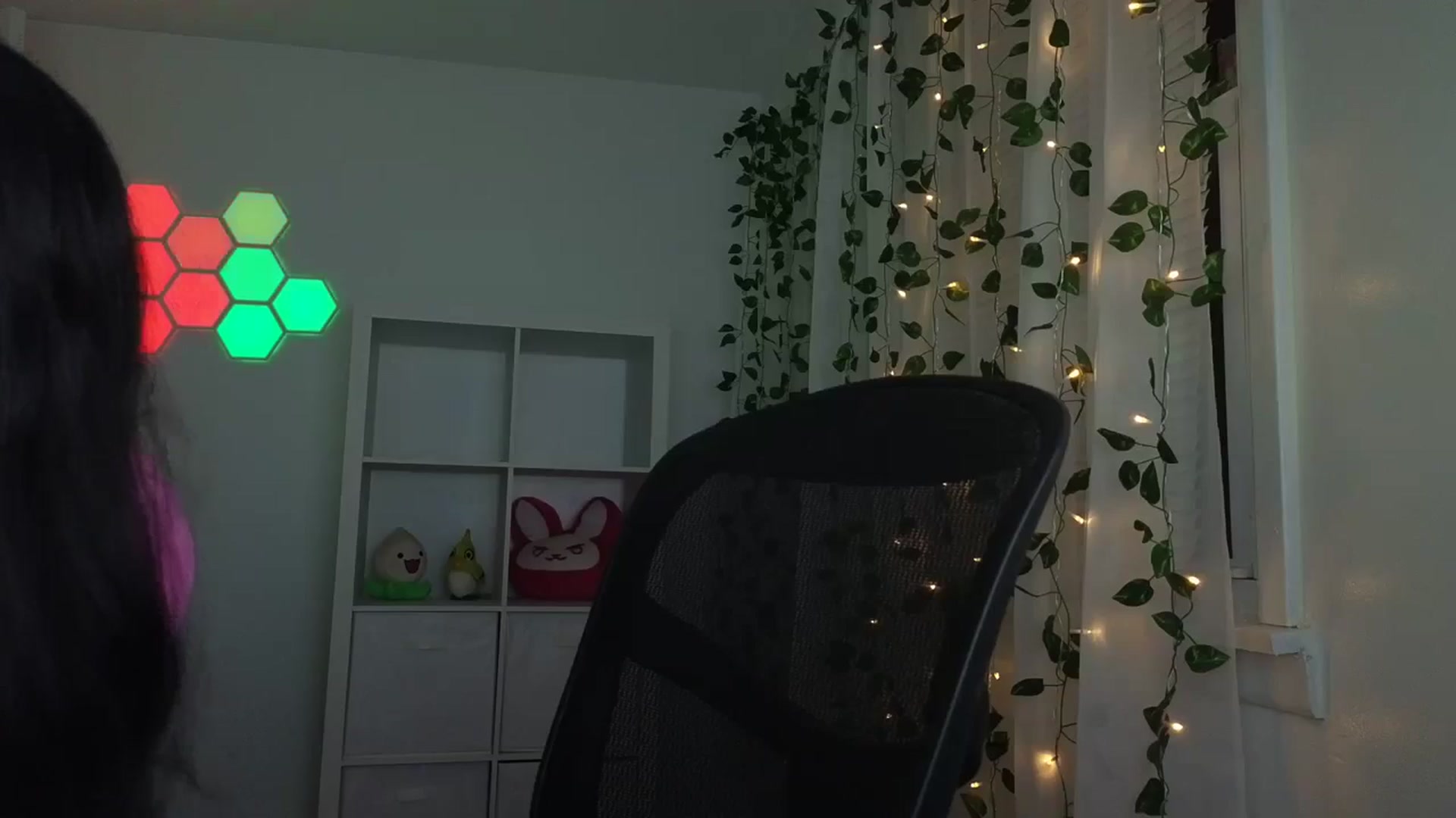 Gallery image thumbnail from LenaDanzara's myfreecams stream on, 12/17/2023, 09:50 image 19 of 20