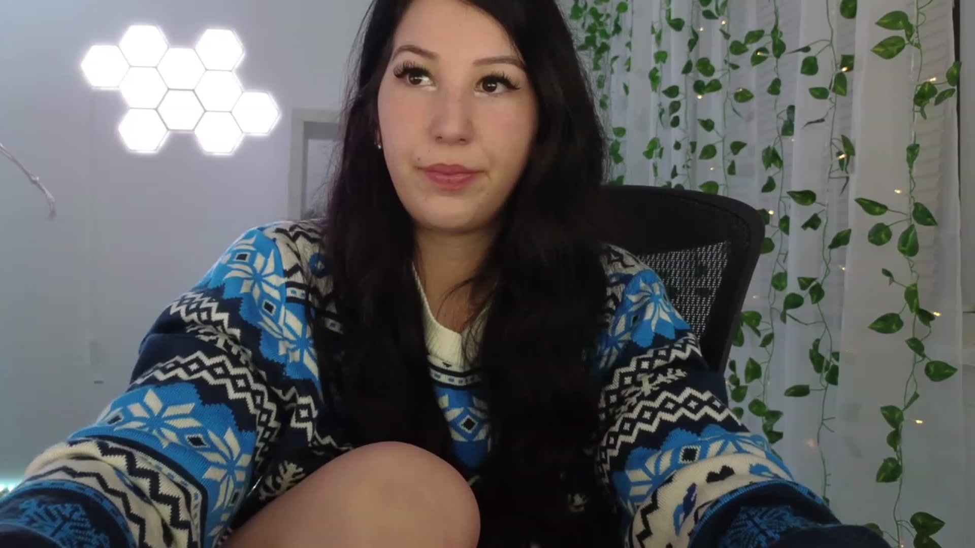 Gallery image thumbnail from LenaDanzara's myfreecams stream on, 12/29/2023, 06:17 image 20 of 20