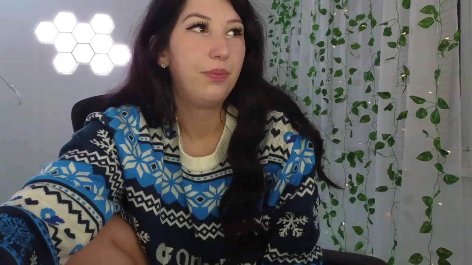 Gallery image thumbnail from LenaDanzara's myfreecams stream on, 12/29/2023, 06:17 image 7 of 20