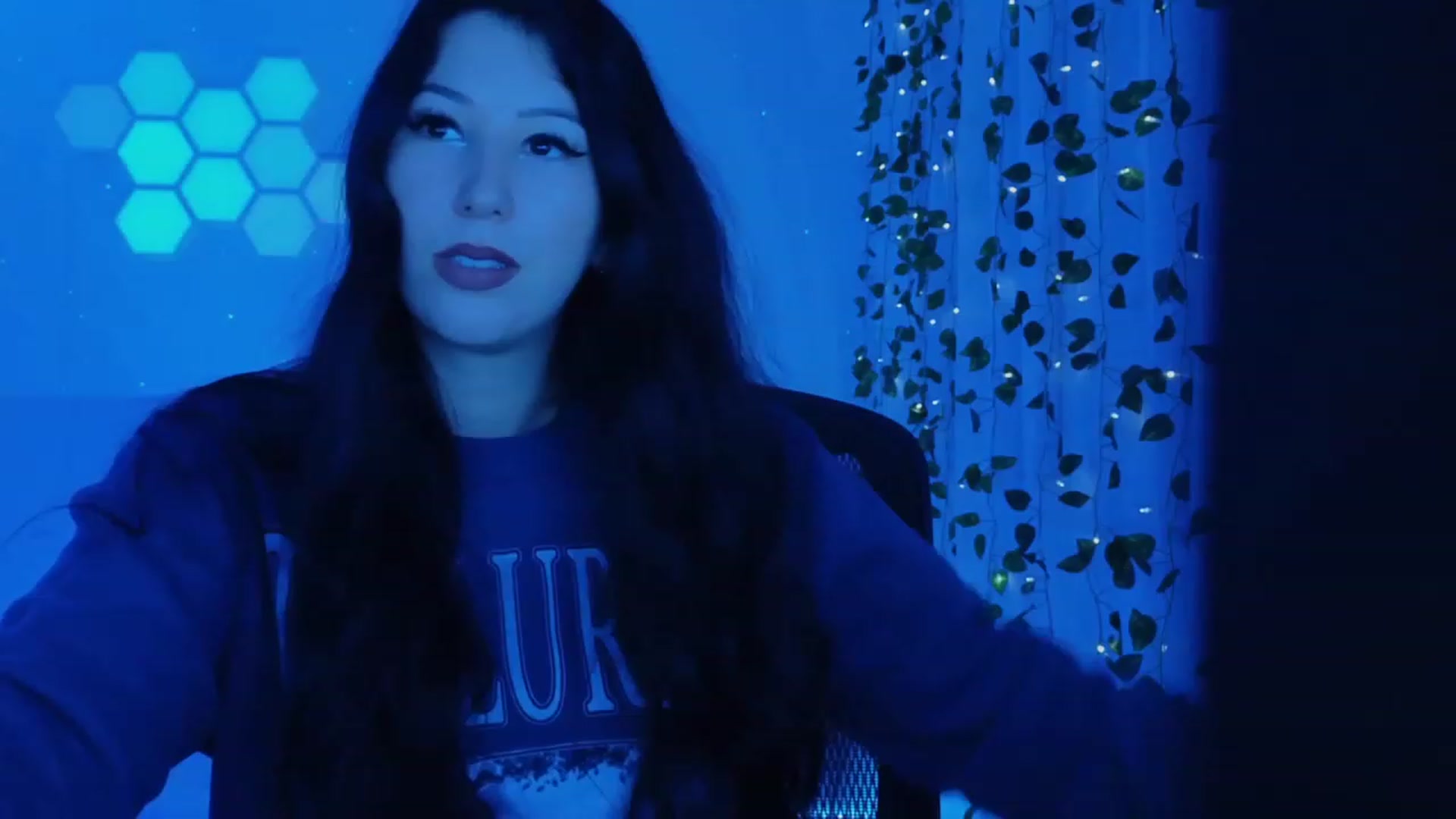 Gallery image thumbnail from LenaDanzara's myfreecams stream on, 12/30/2023, 10:01 image 12 of 20