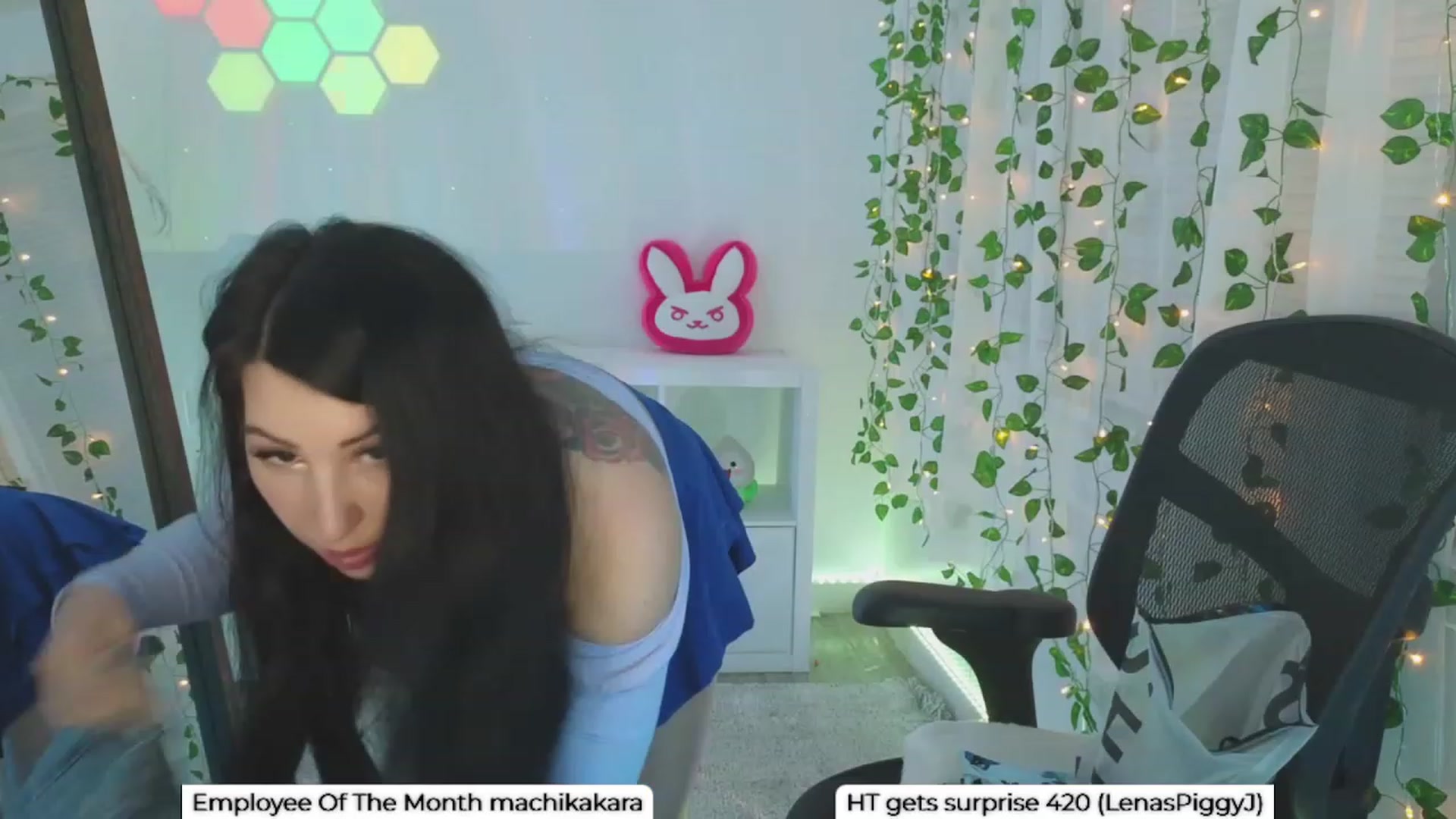 Gallery image thumbnail from LenaDanzara's myfreecams stream on, 01/07/2024, 09:19 image 6 of 20