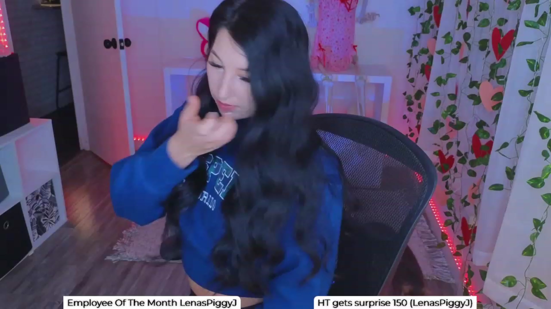 Gallery image thumbnail from LenaDanzara's myfreecams stream on, 01/24/2024, 09:45 image 8 of 20